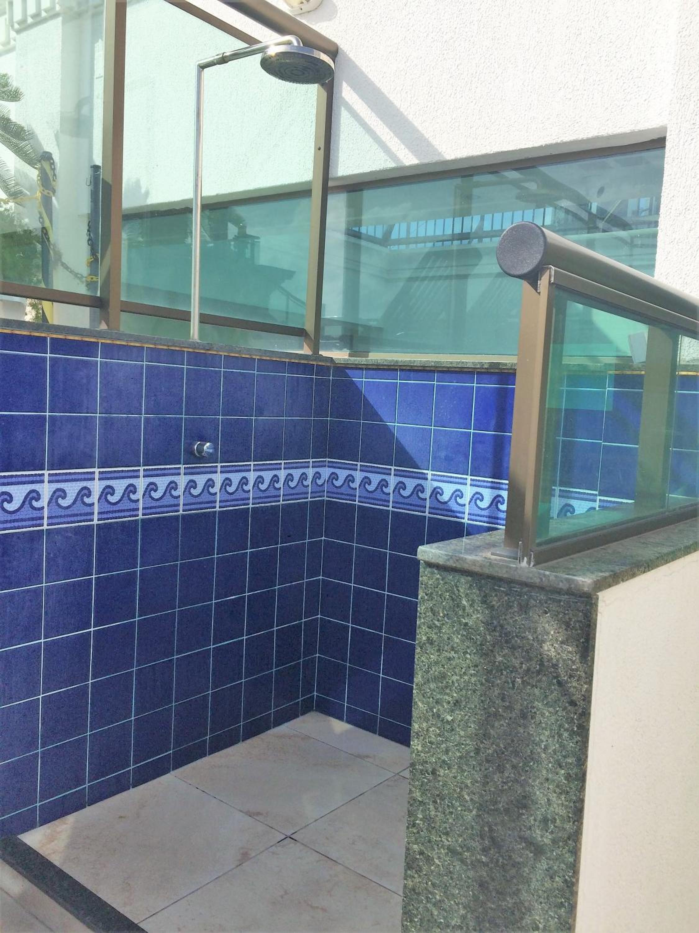 Loft Prainha AP 207 frente mar, check in 9h-check out 13h, split, piscina, self check in, portaria 24h