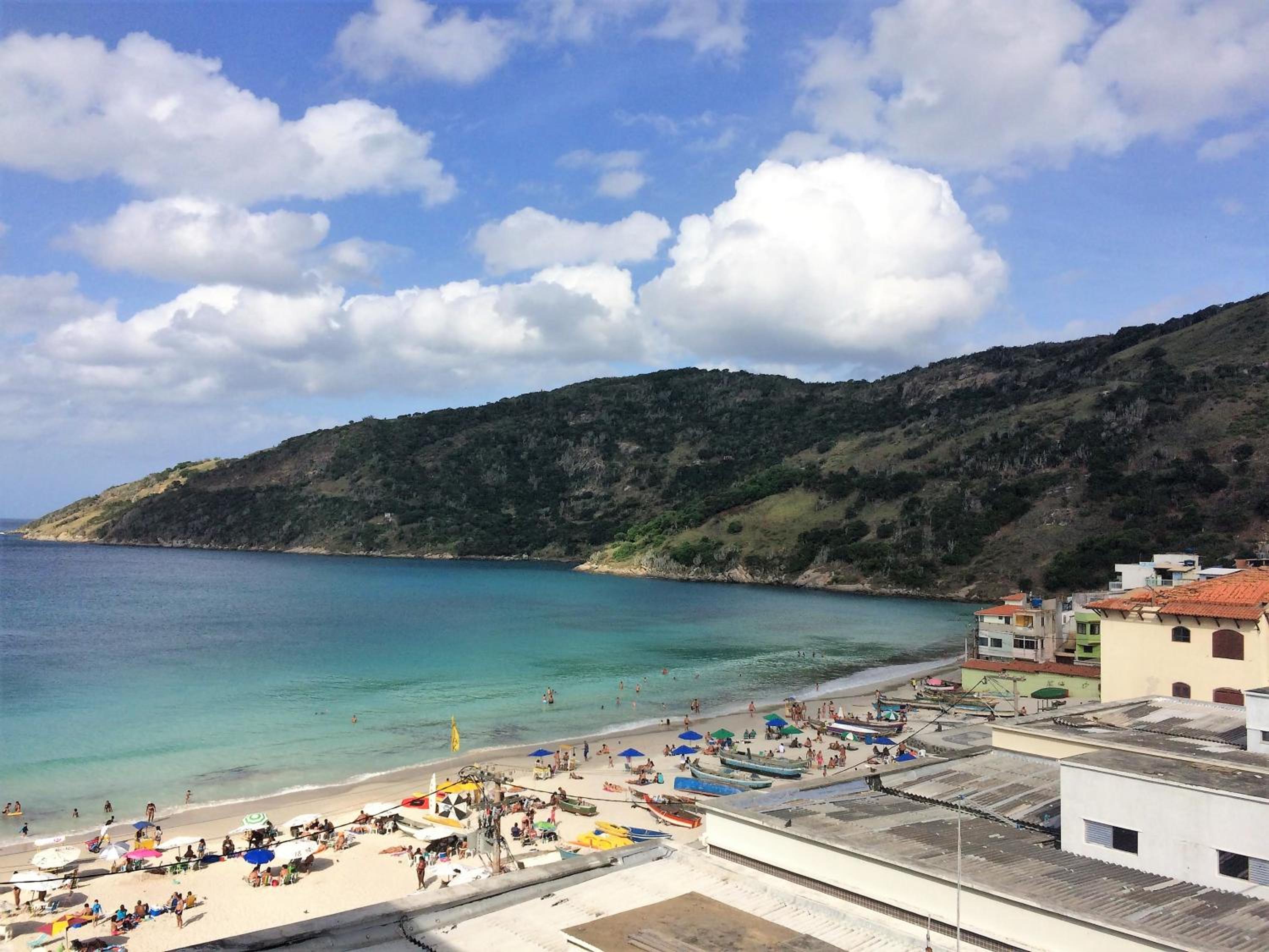 Loft Prainha AP 207 frente mar, check in 9h-check out 13h, split, piscina, self check in, portaria 24h