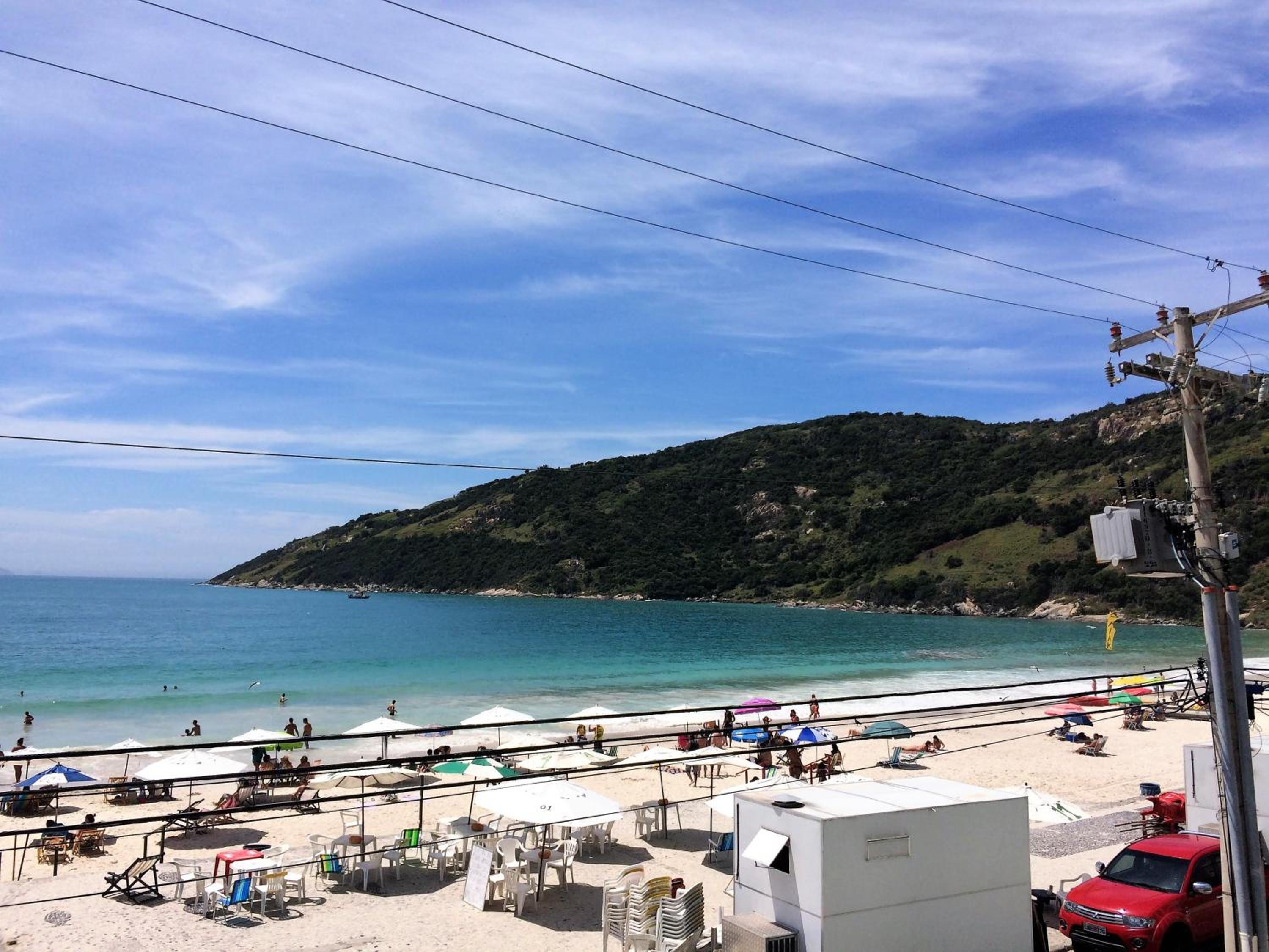 Loft Prainha AP 207 frente mar, check in 9h-check out 13h, split, piscina, self check in, portaria 24h