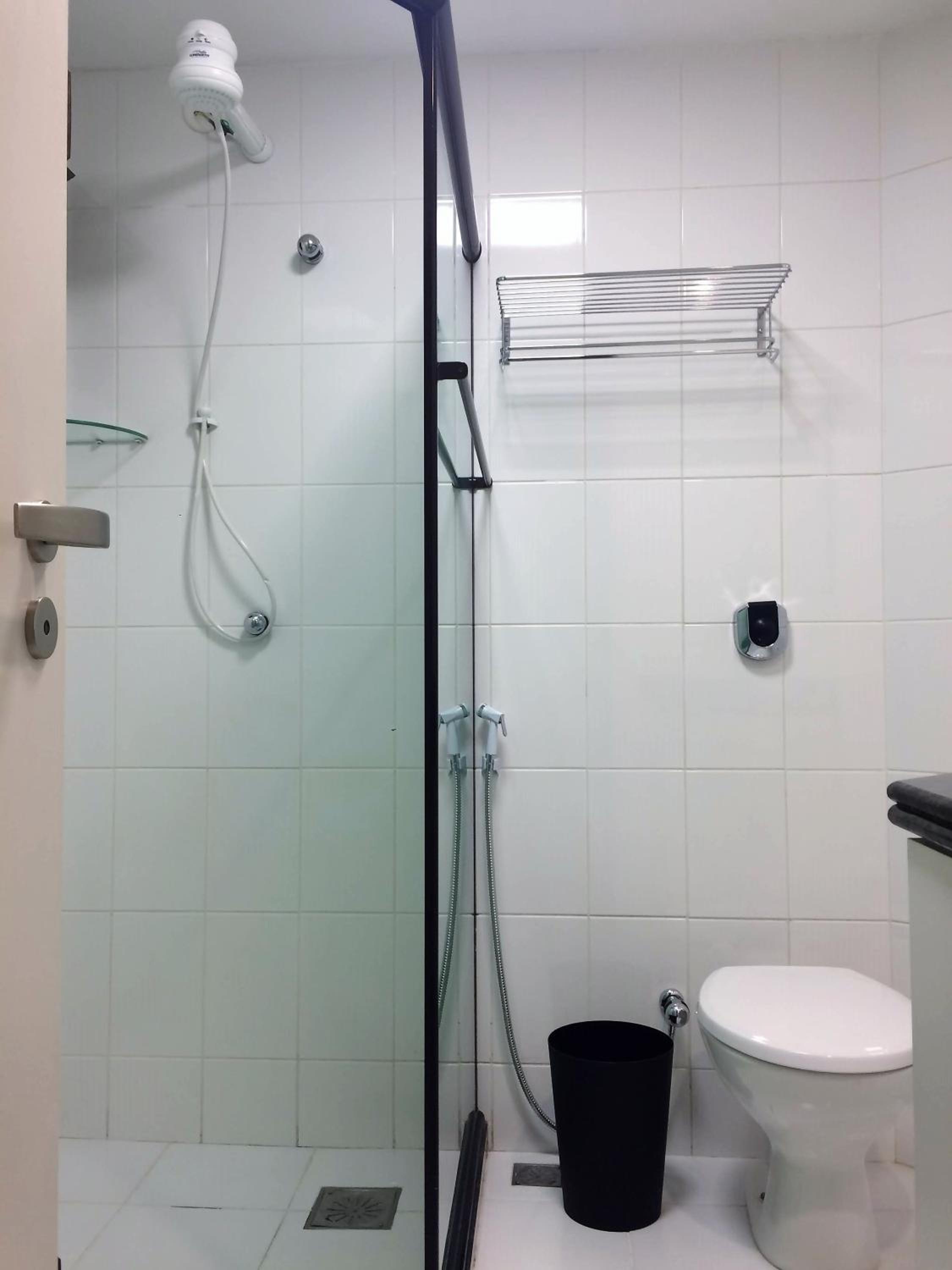 Loft Prainha AP 207 frente mar, check in 9h-check out 13h, split, piscina, self check in, portaria 24h