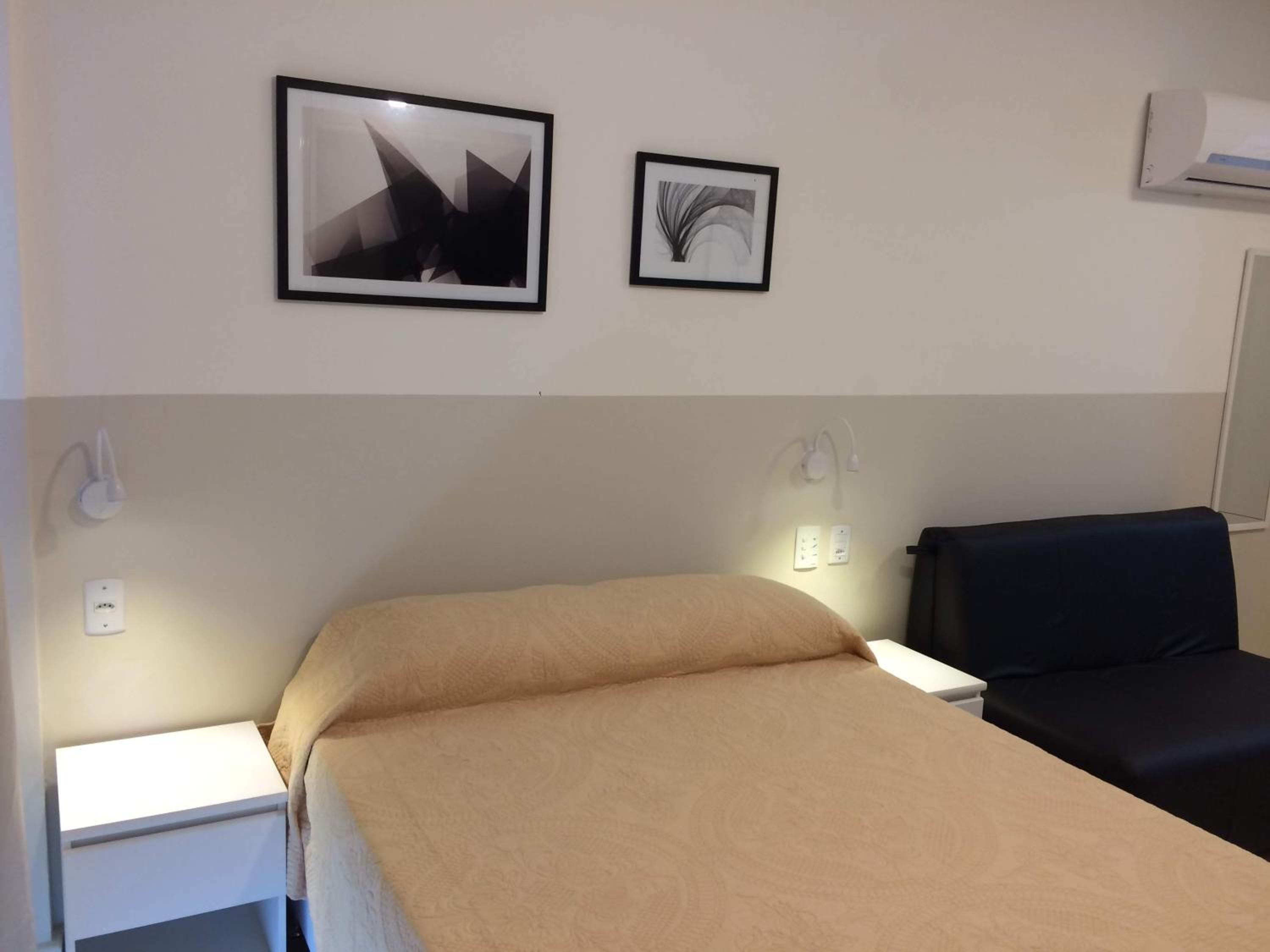 Loft Prainha AP 207 frente mar, check in 9h-check out 13h, split, piscina, self check in, portaria 24h