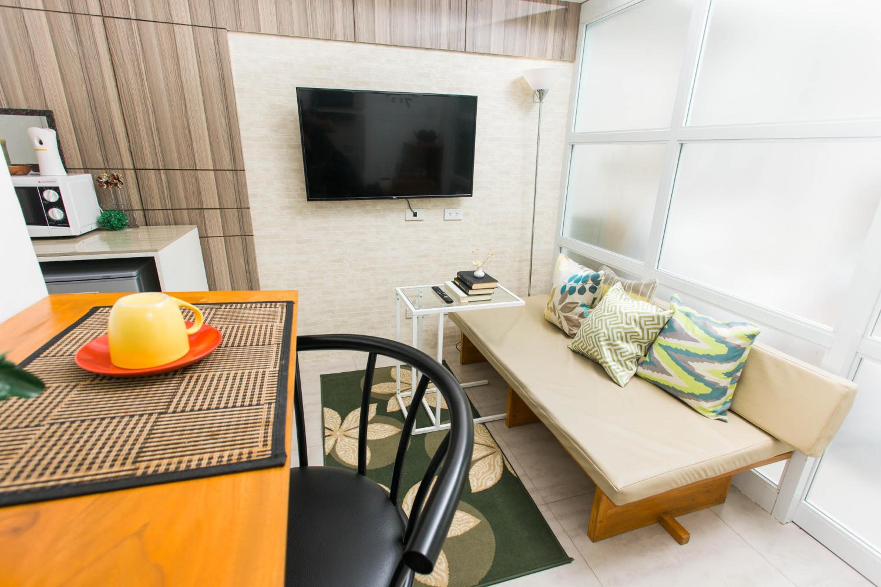 Cozy and Home Vacation Pad