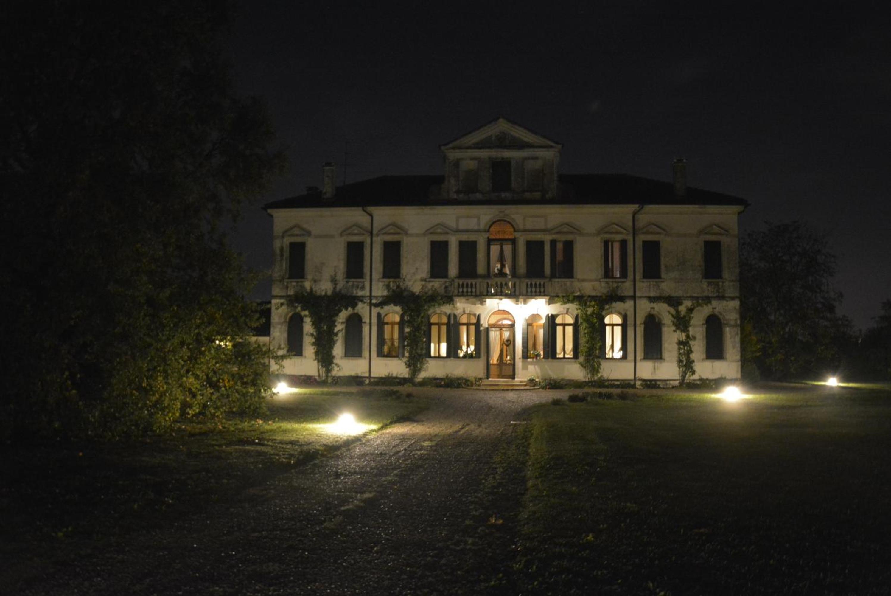 Photo 40