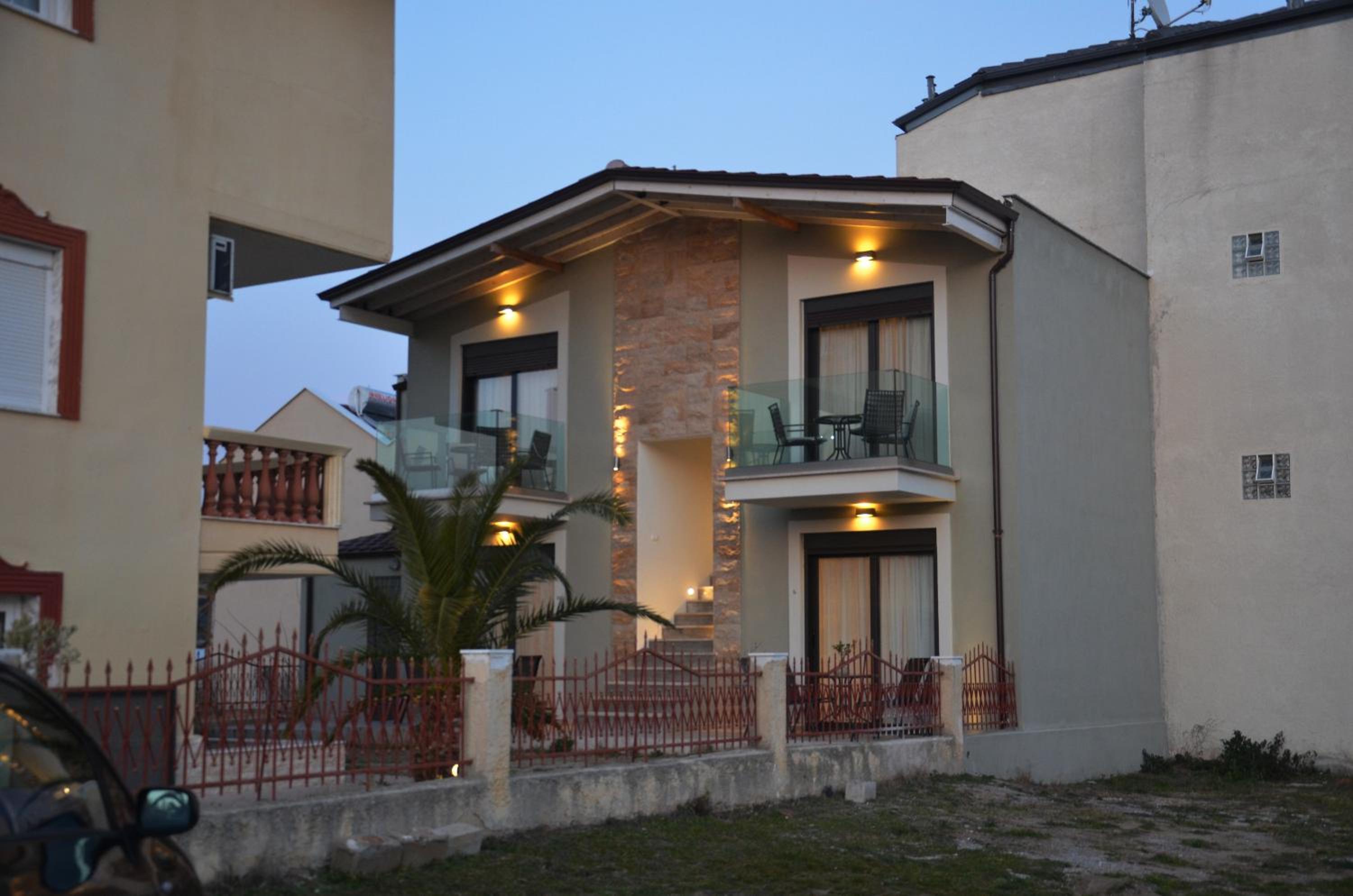Photo 11