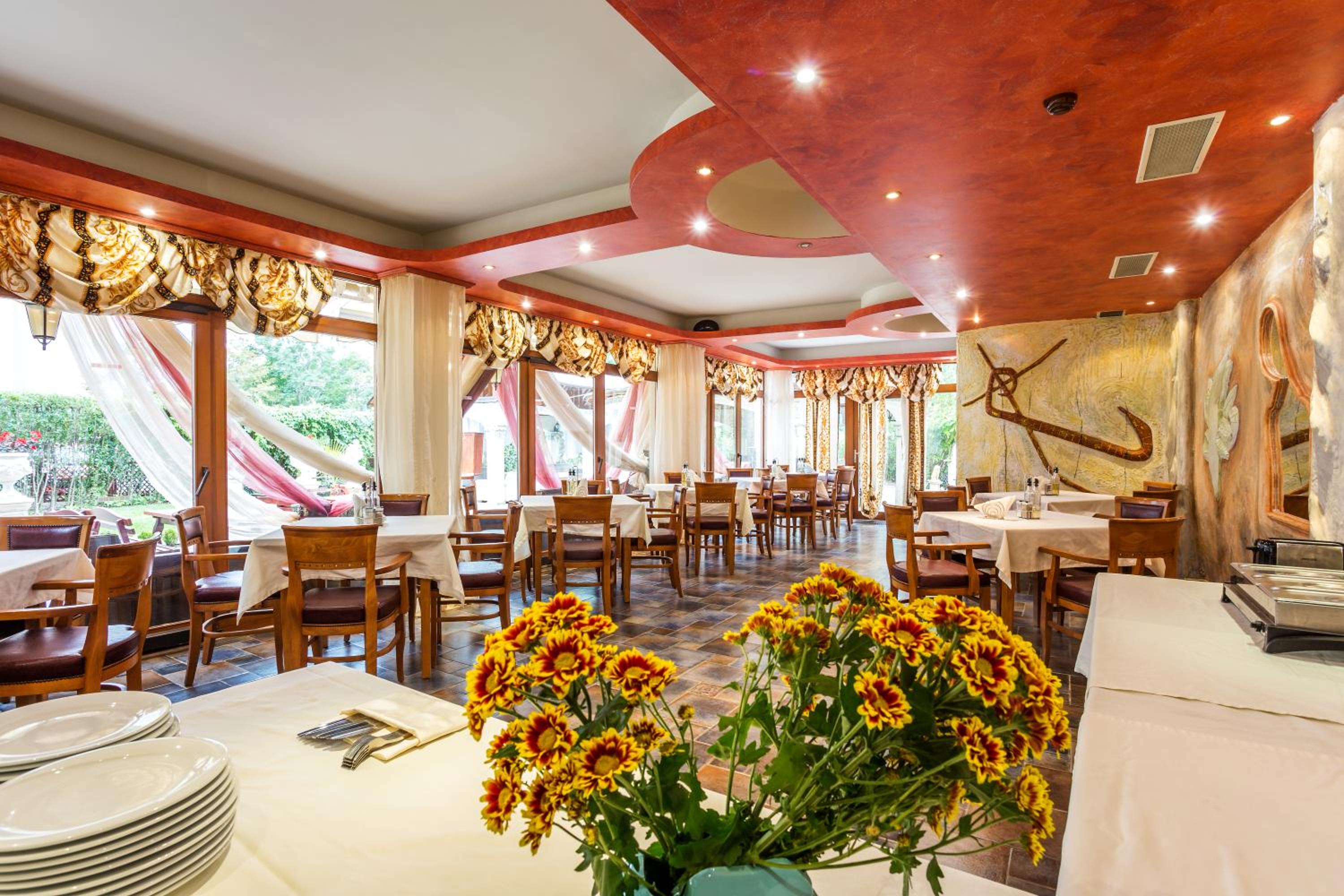 restaurant