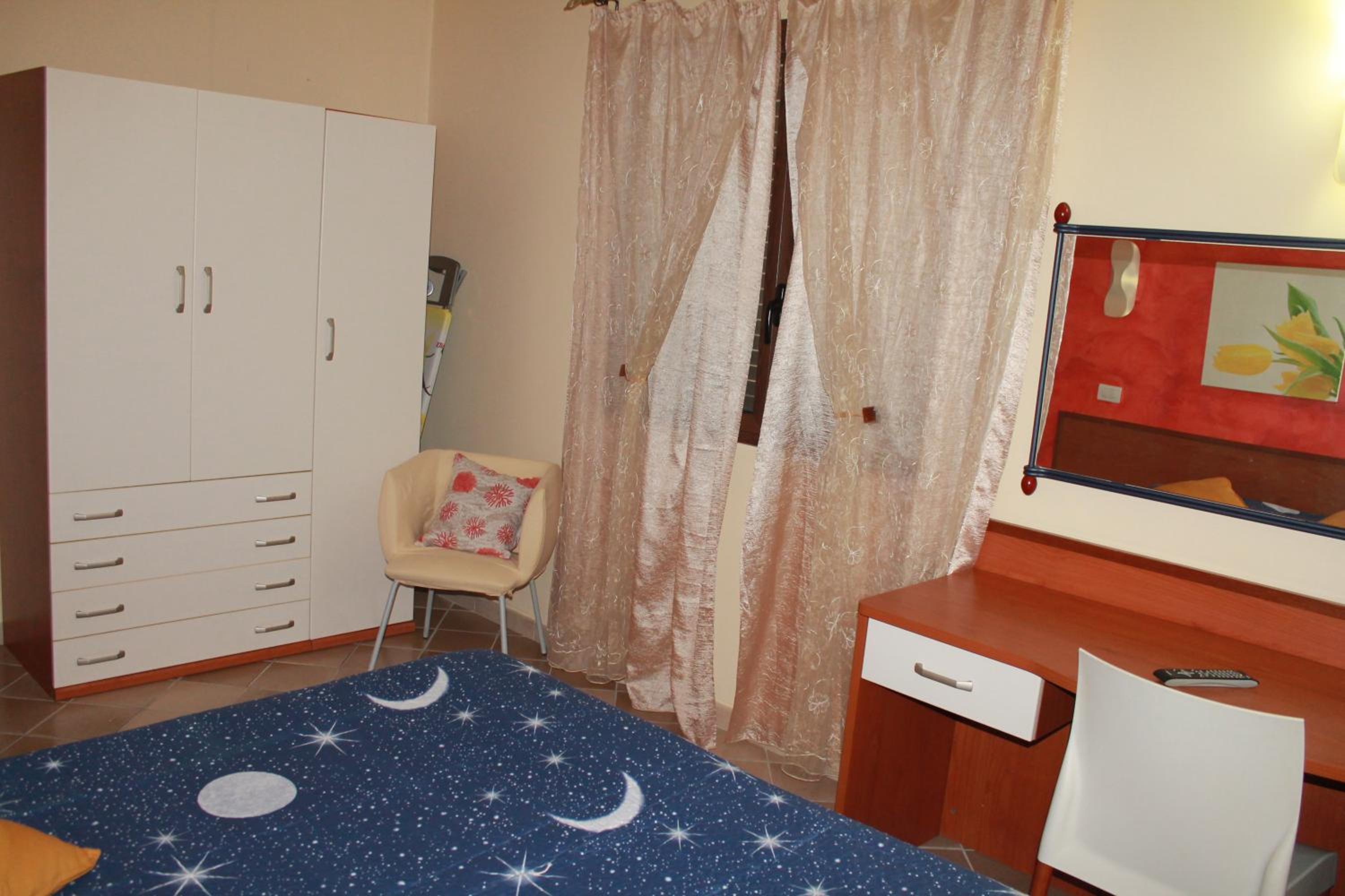 Photo 48