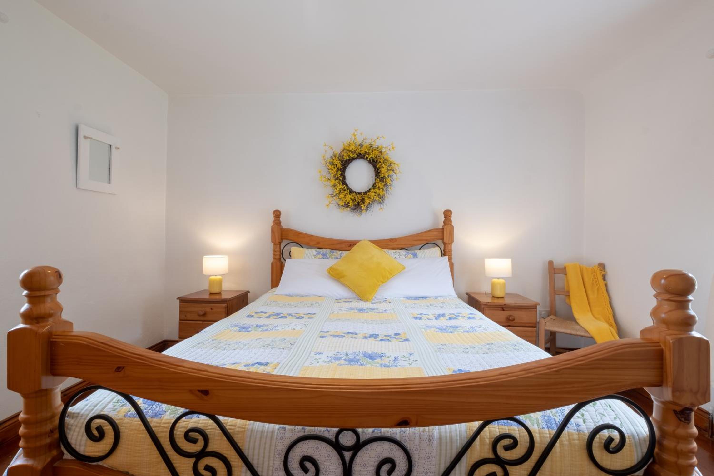 Yellow Cottage, Doolin view 2