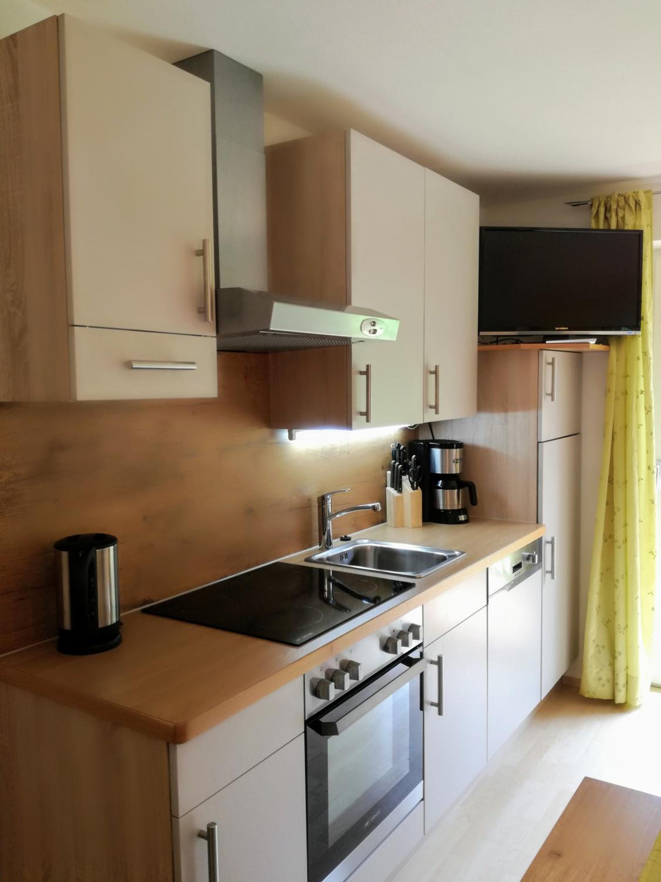 Santner alpine tauern living - Panoramic apartments with free parking - free welcome card - all utilities included view 4