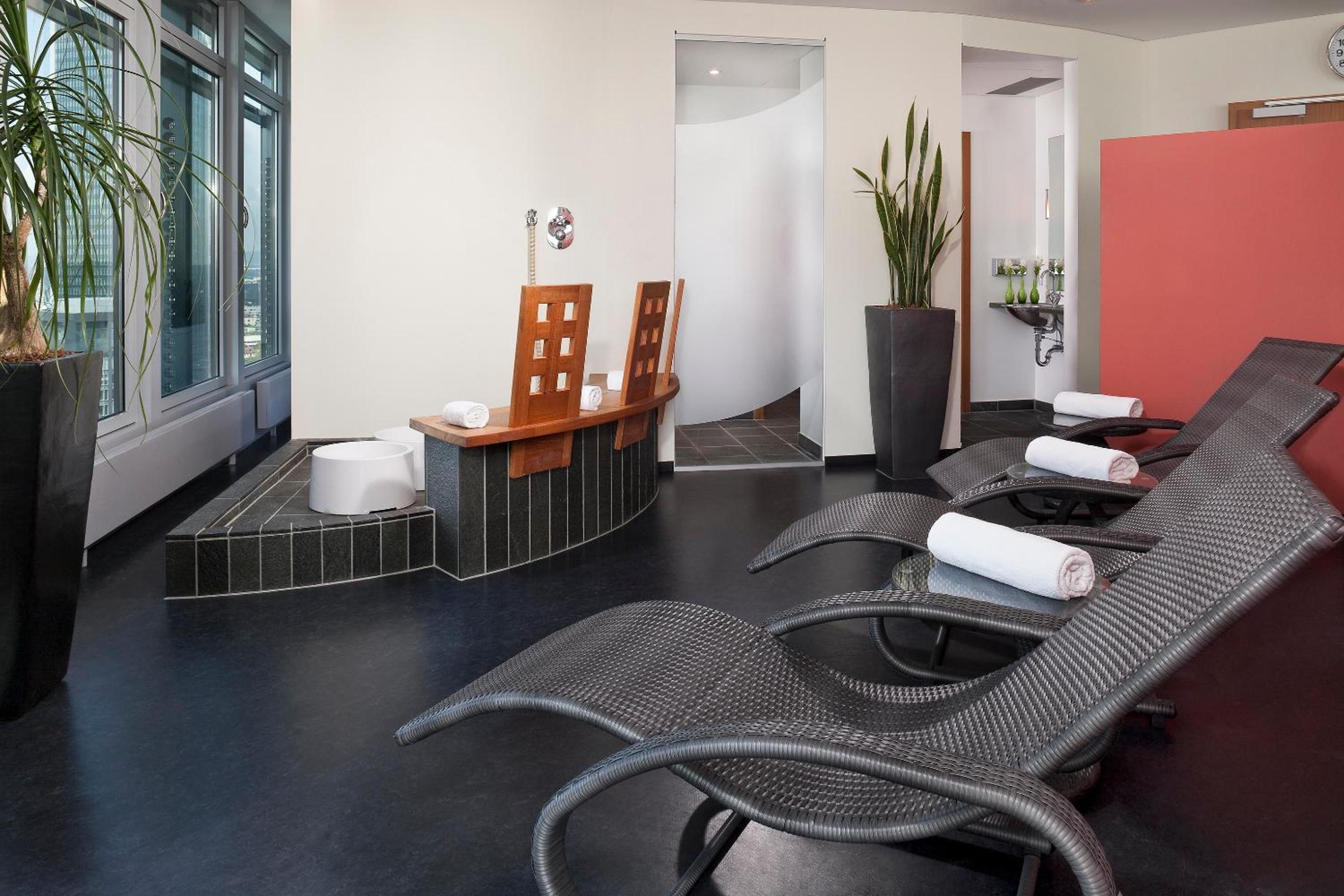 INNSiDE by Melia Frankfurt Eurotheum - Property Image 44