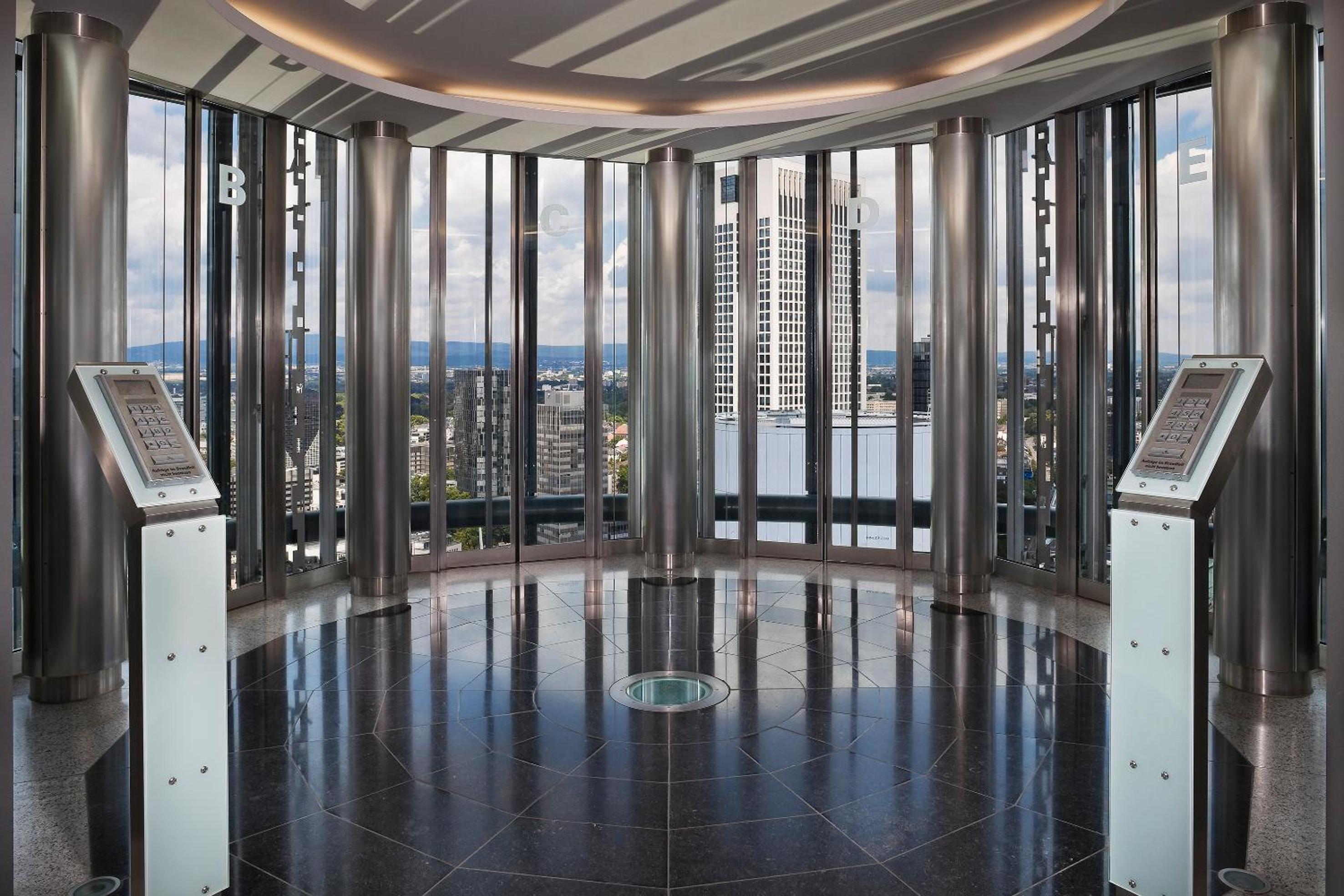 INNSiDE by Melia Frankfurt Eurotheum - Property Image 45