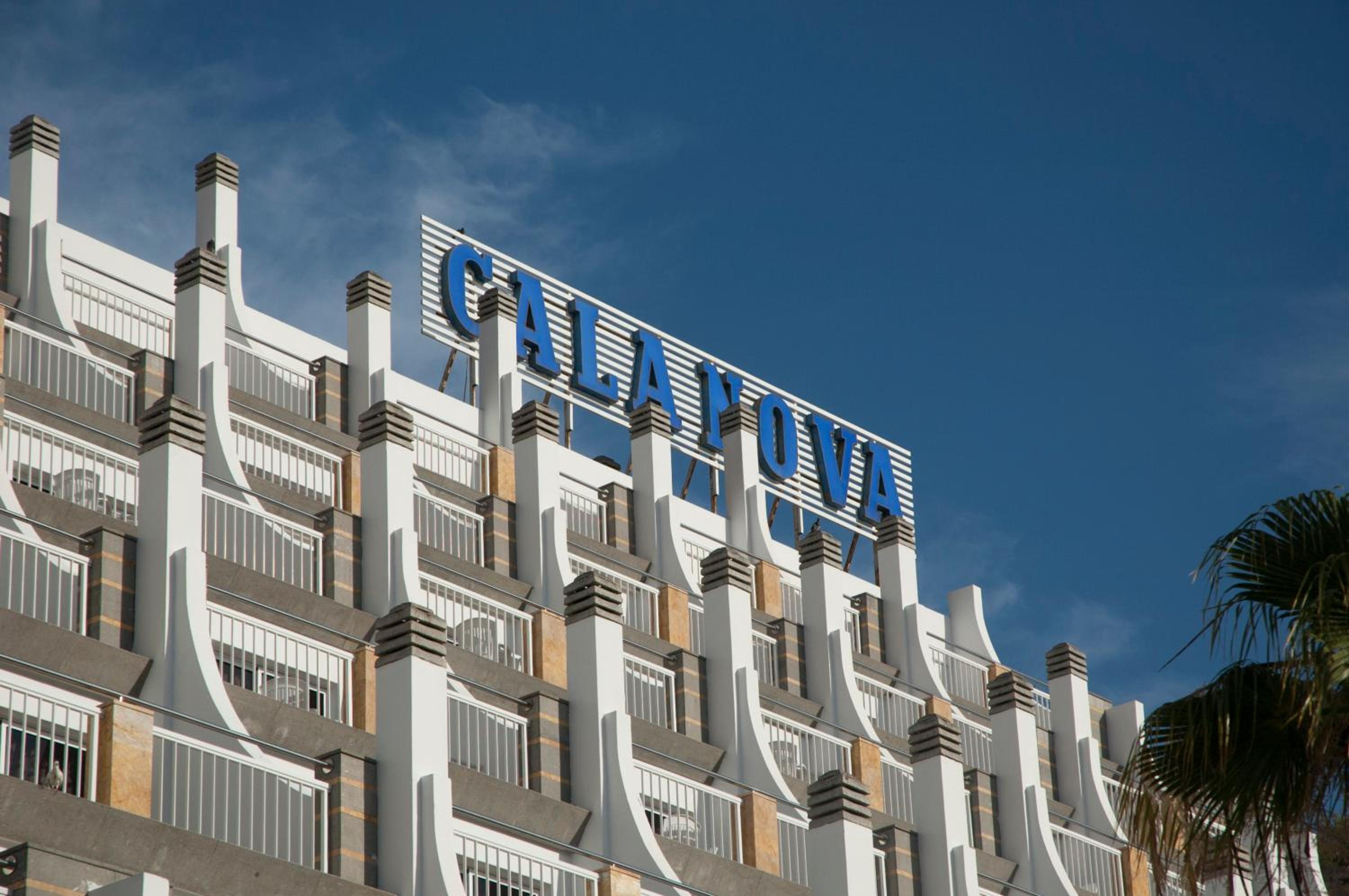 Apartamentos Cabau Cala Nova
