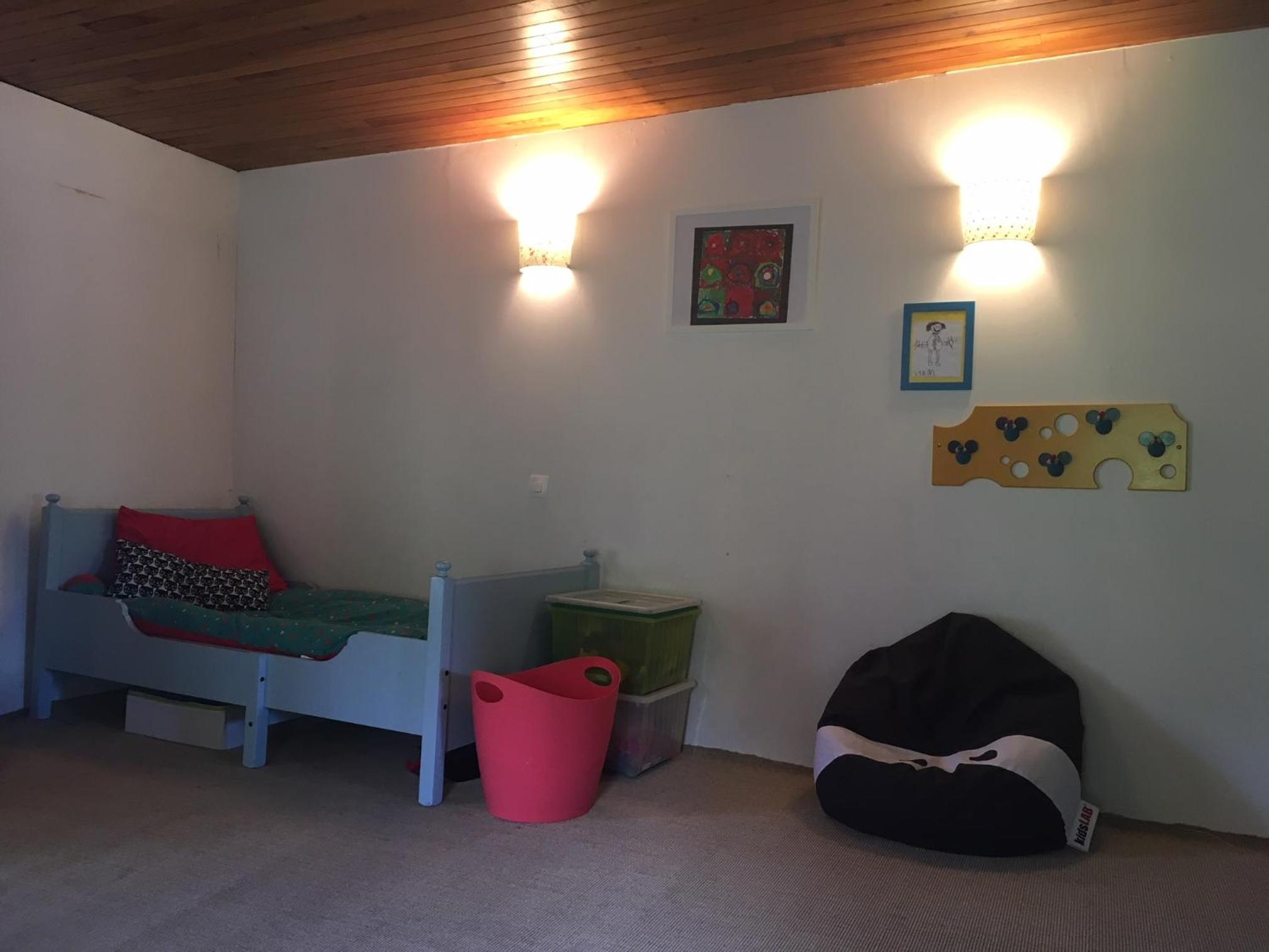 Photo 18
