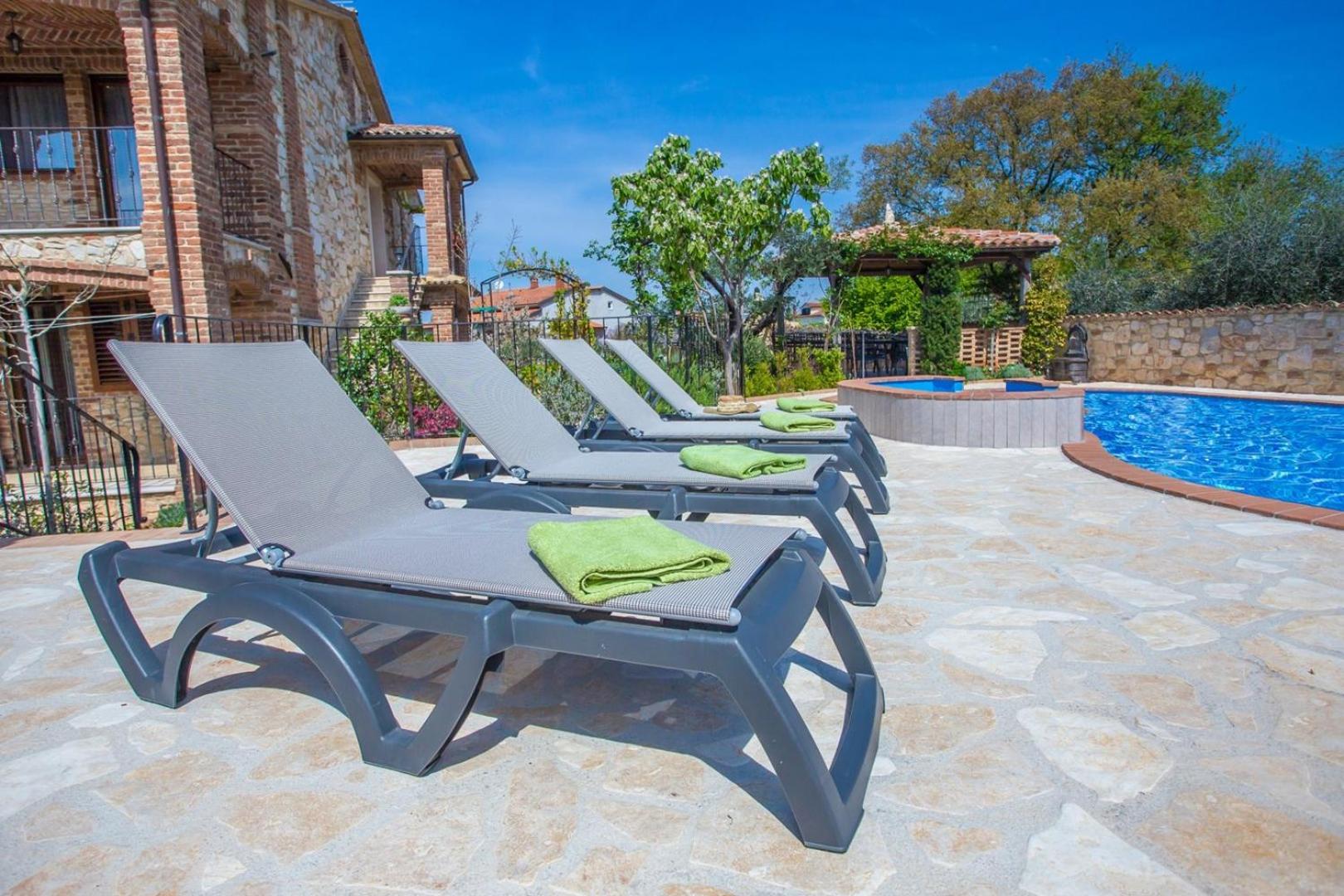 Manuel with Swimming Pool view 3
