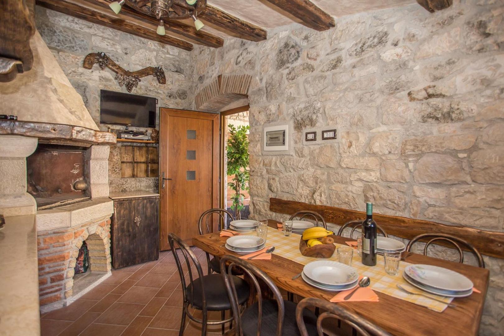 Rustic-Holiday Home Vani with Tavern, near Porec view 5
