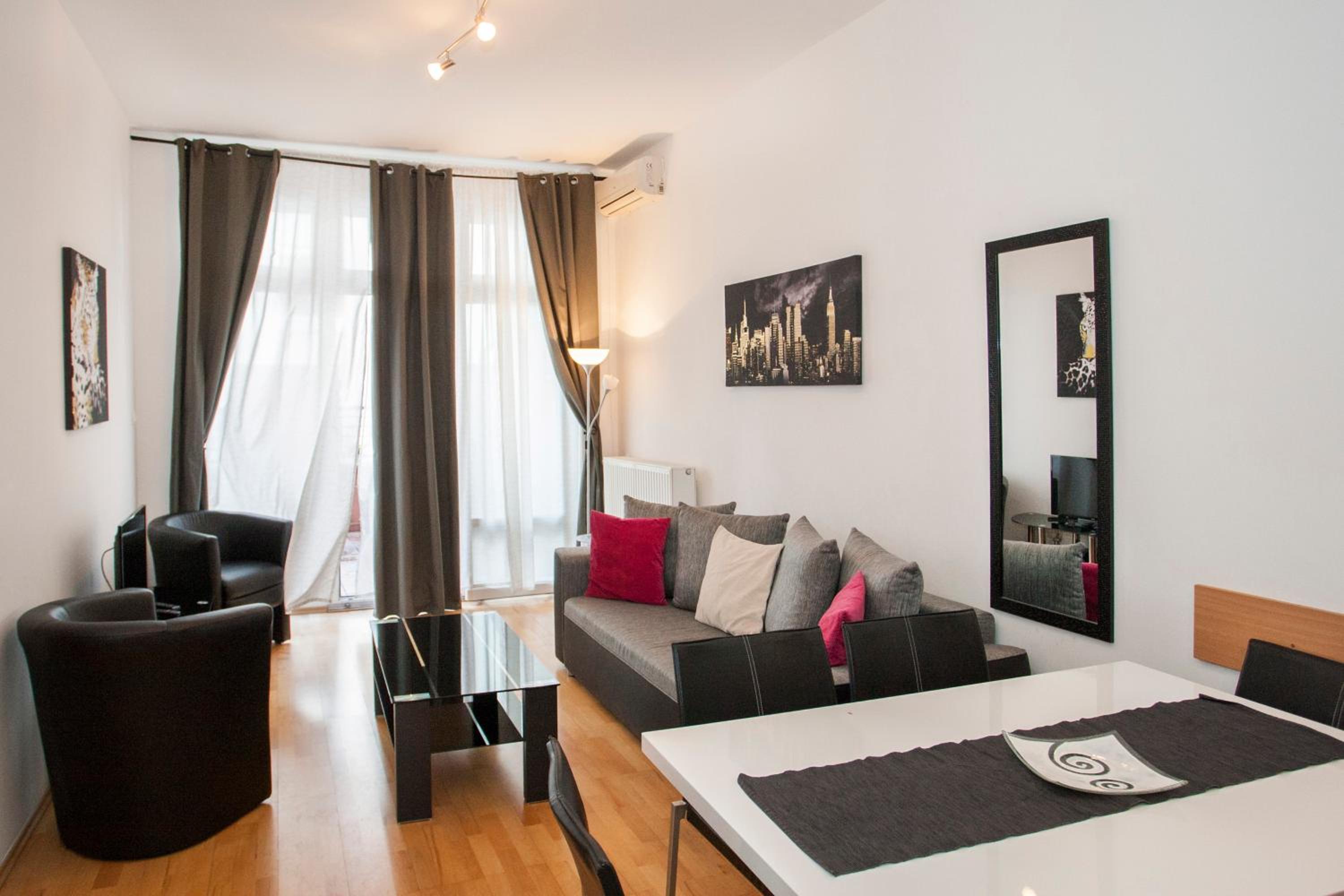 Apartment with Big Terrace
