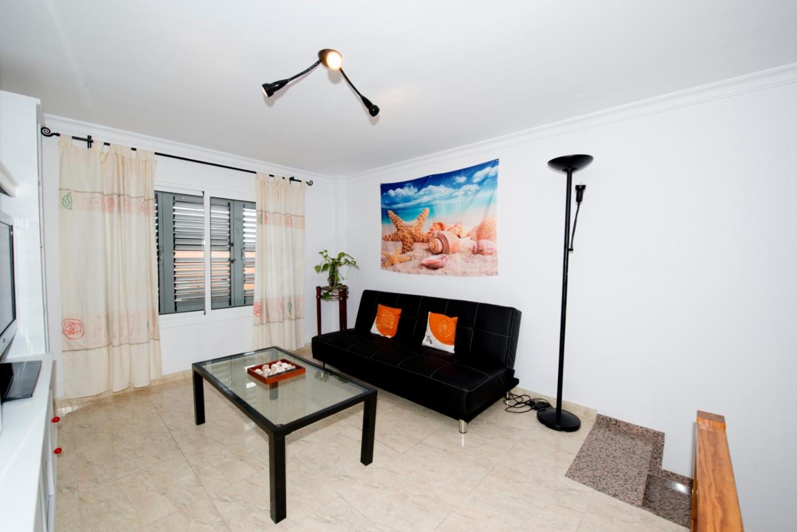 Apartamento entero vacacional "La casa de la Playa" con wifi y 3 dormitorios view 4
