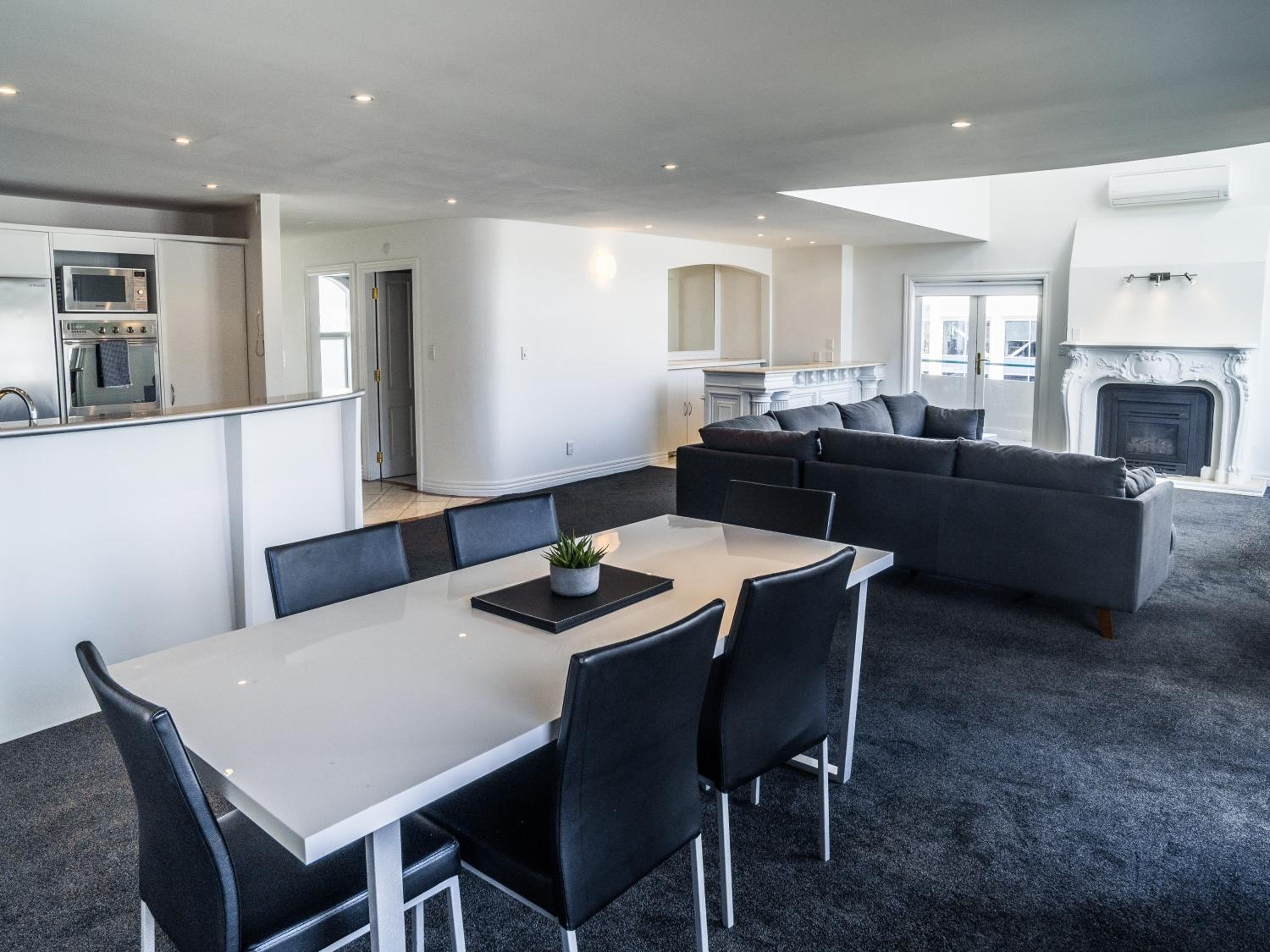 U Suites on Courtenay
