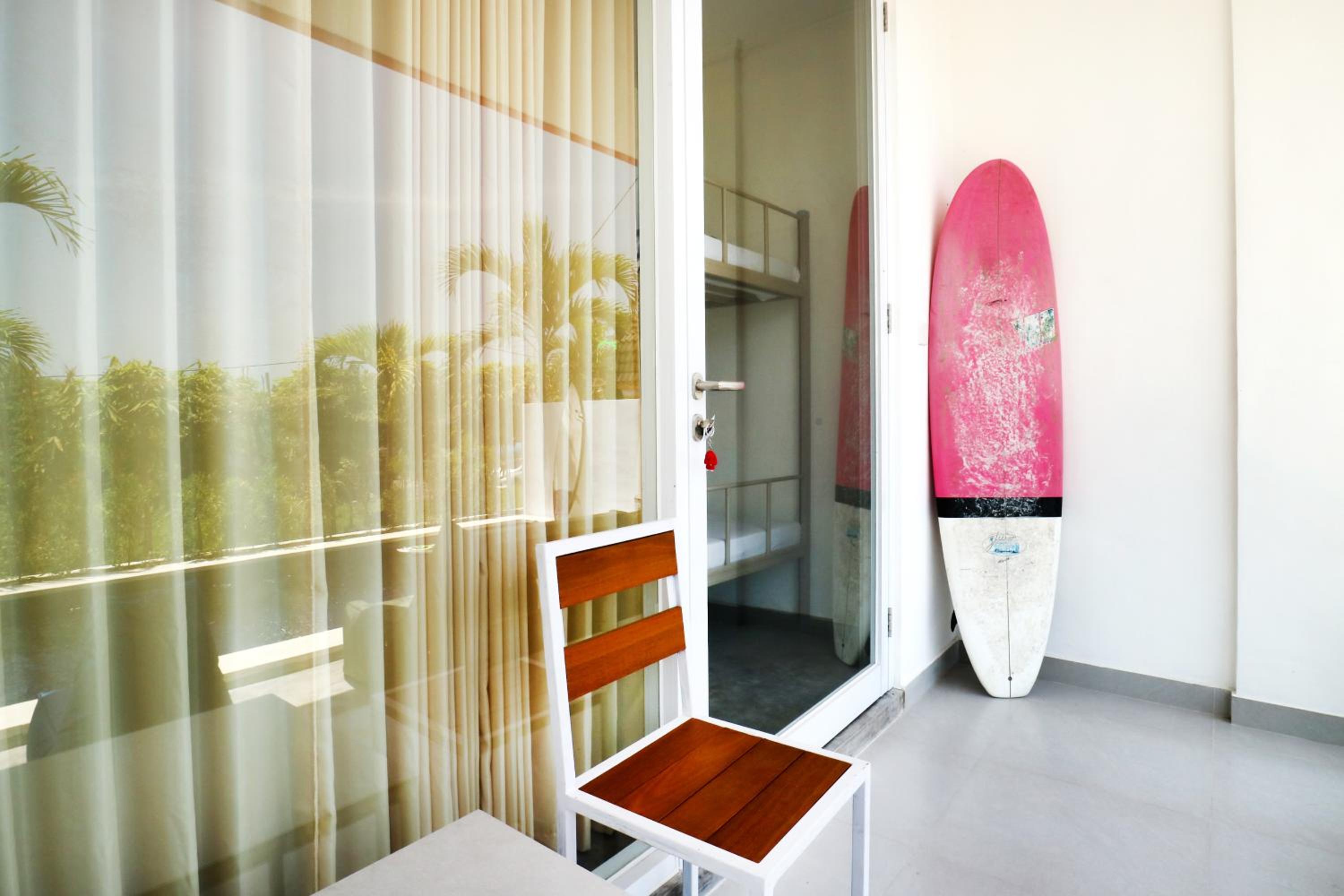 Margarita Surf Hostel Canggu
