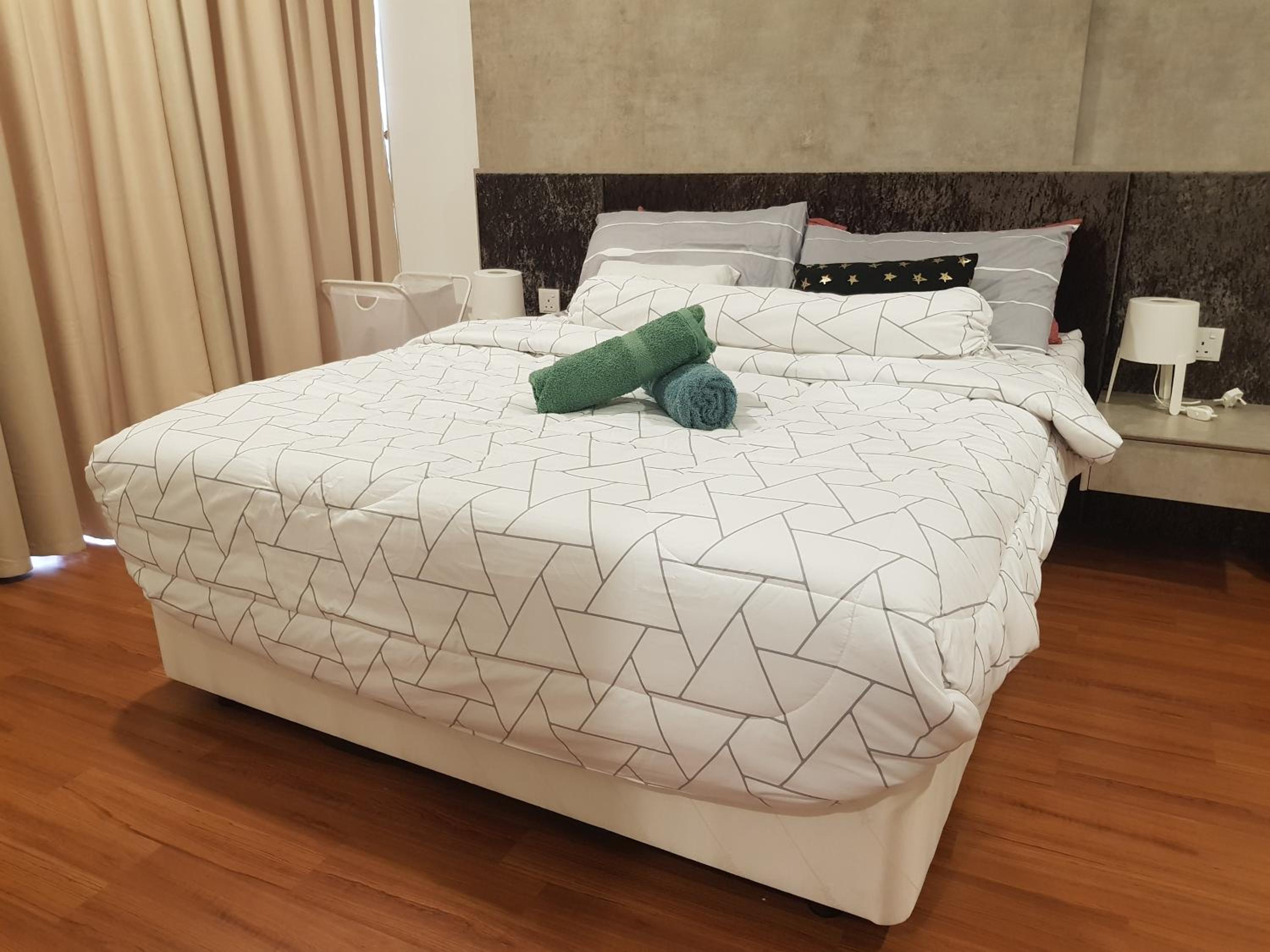 Azalea I Suite I City Homestay photo 3
