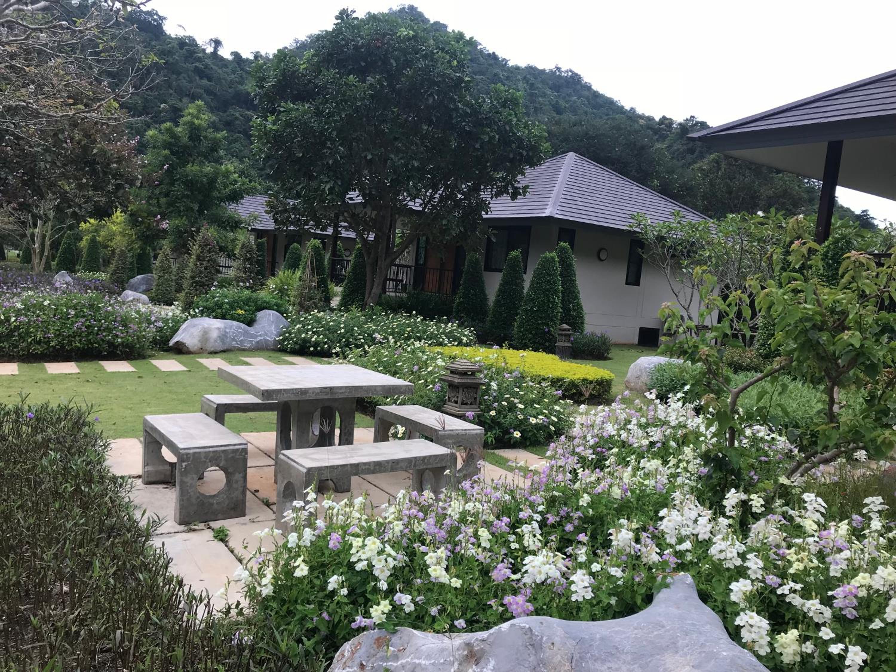 Khaokhab Lodge