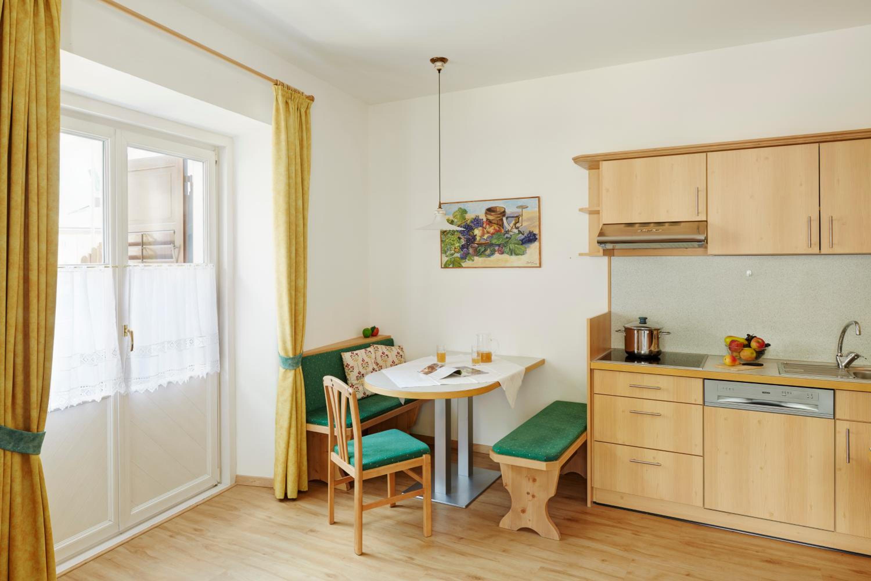 Kreuzwegerhof Nals - Historic Nature Stay with Pool near Meran & Bozen