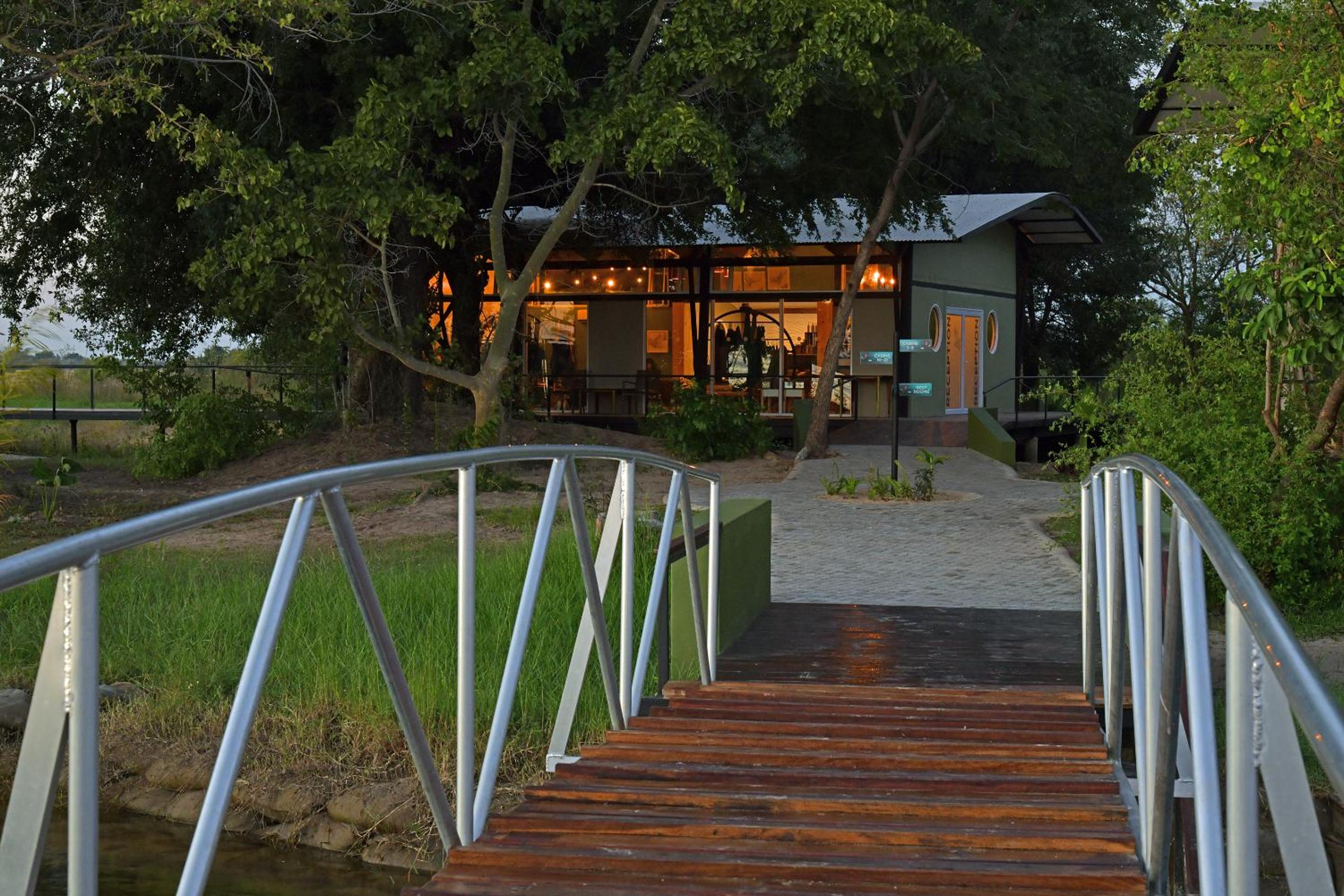 Zambezi Mubala Lodge
