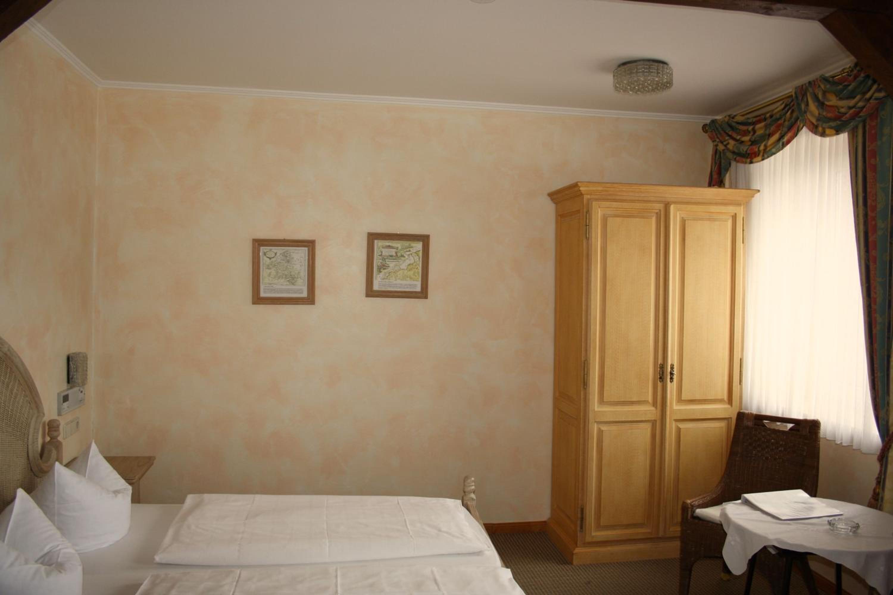 Photo 34