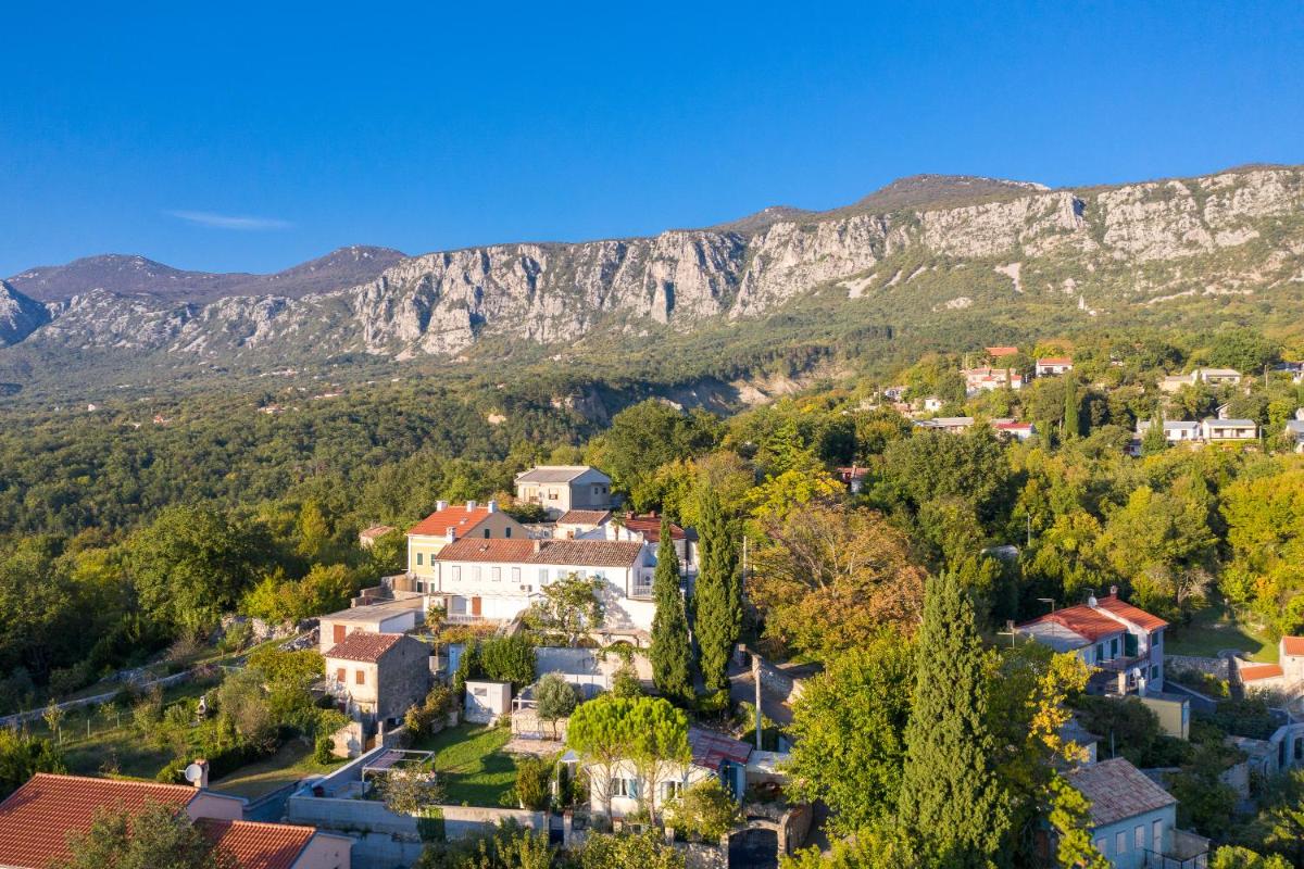 Hotel Holiday Home Adricon - Image 1