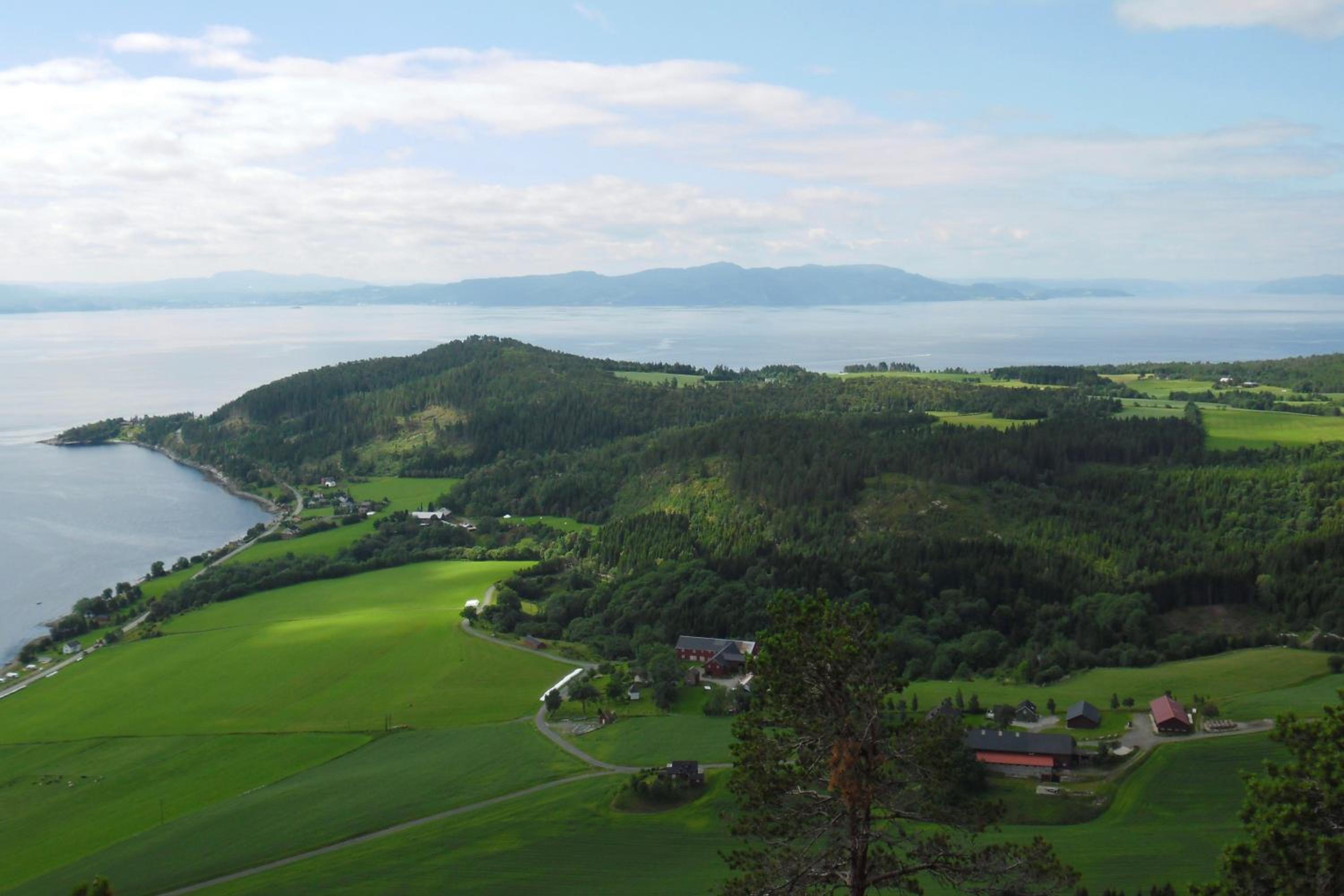 Hindrum Fjordsenter view 5