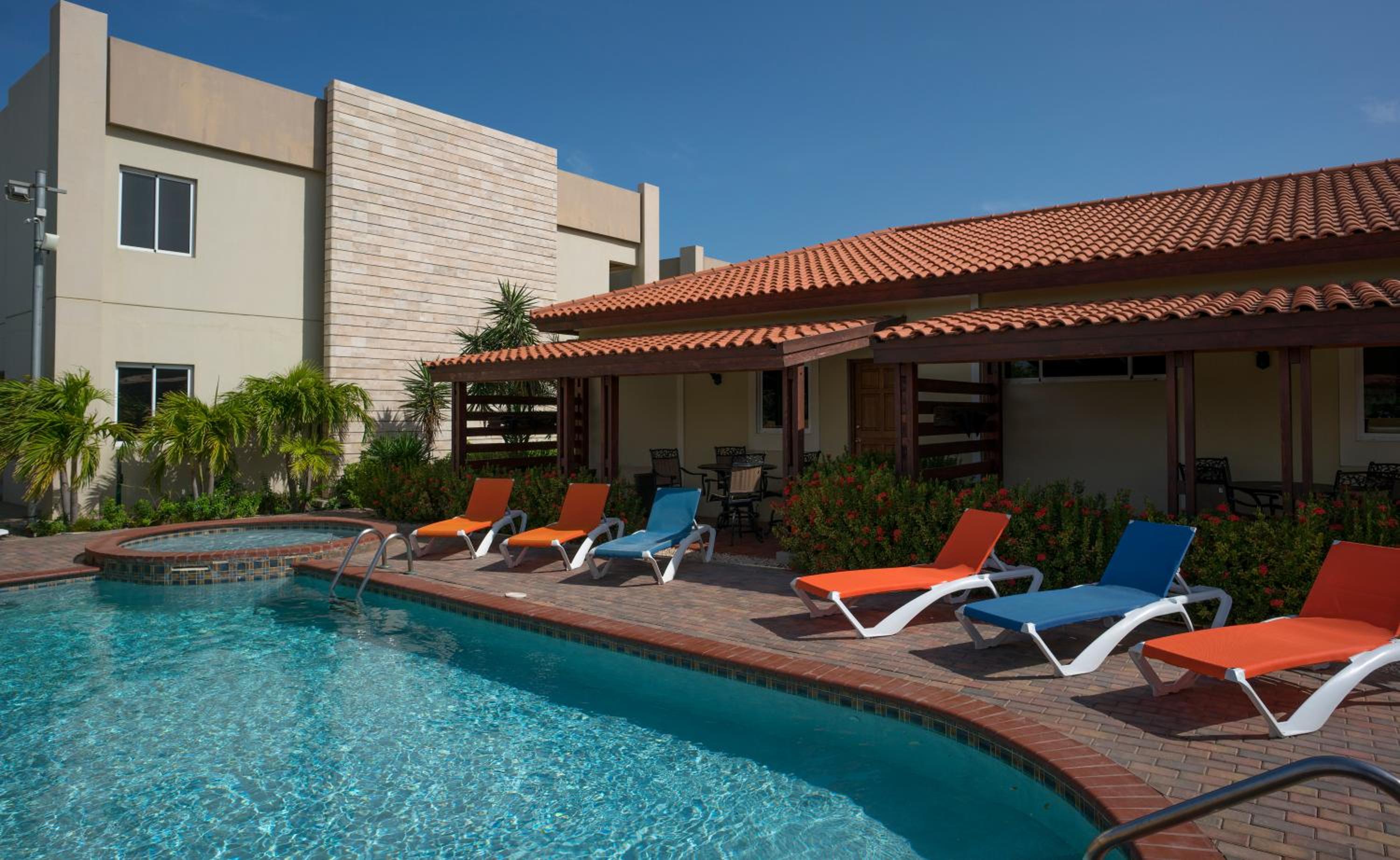 Costa Esmeralda Village