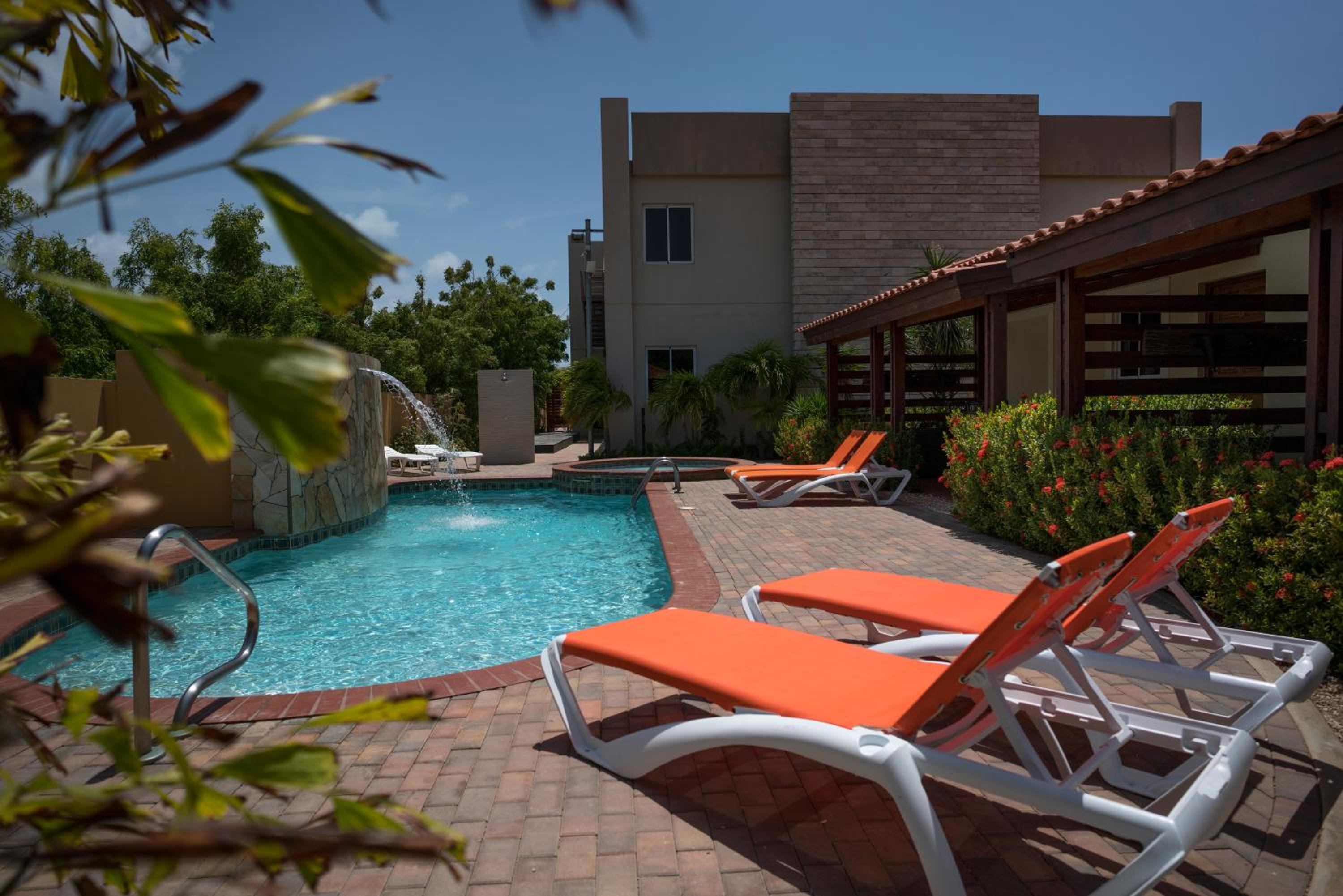 Costa Esmeralda Village