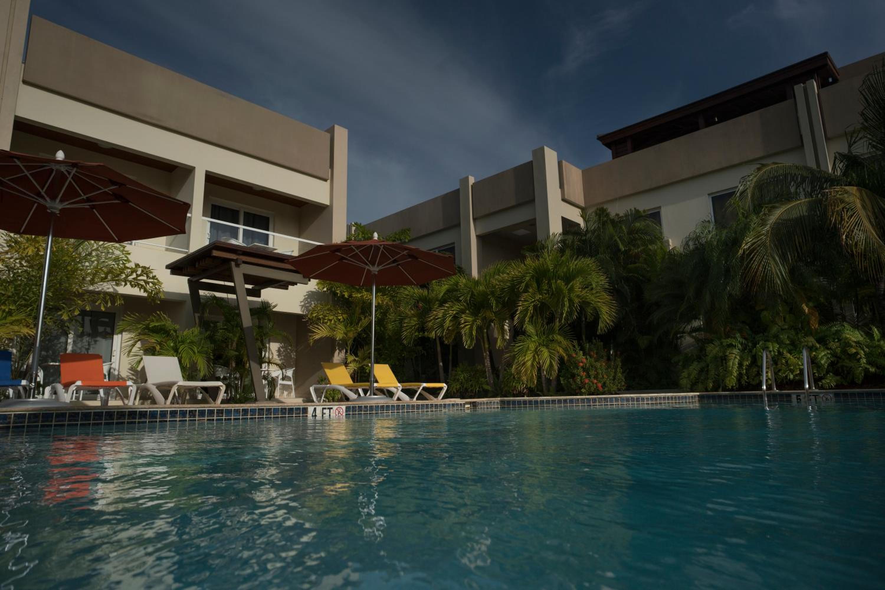 Costa Esmeralda Village