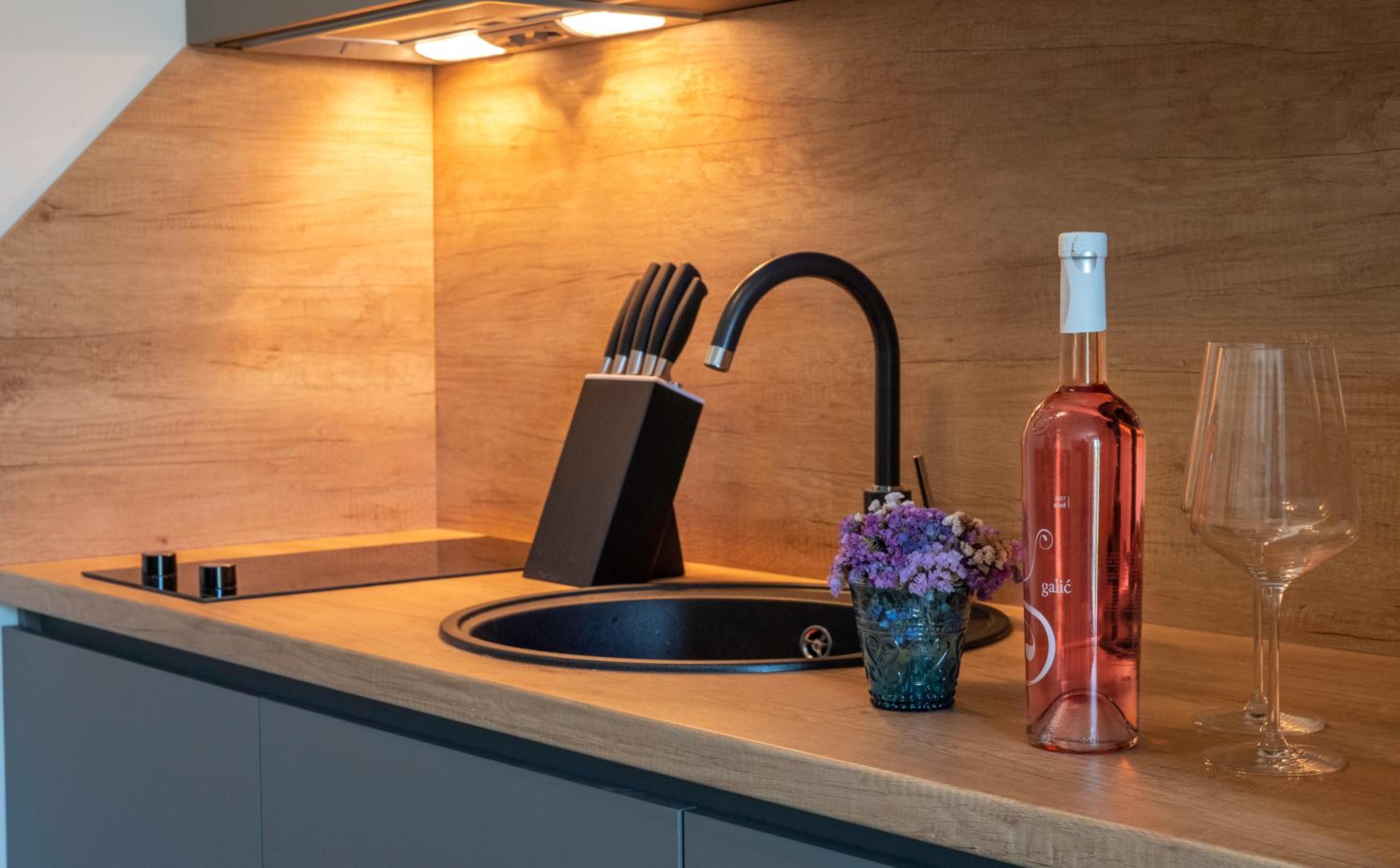 Pine Tree Boutique Apartments