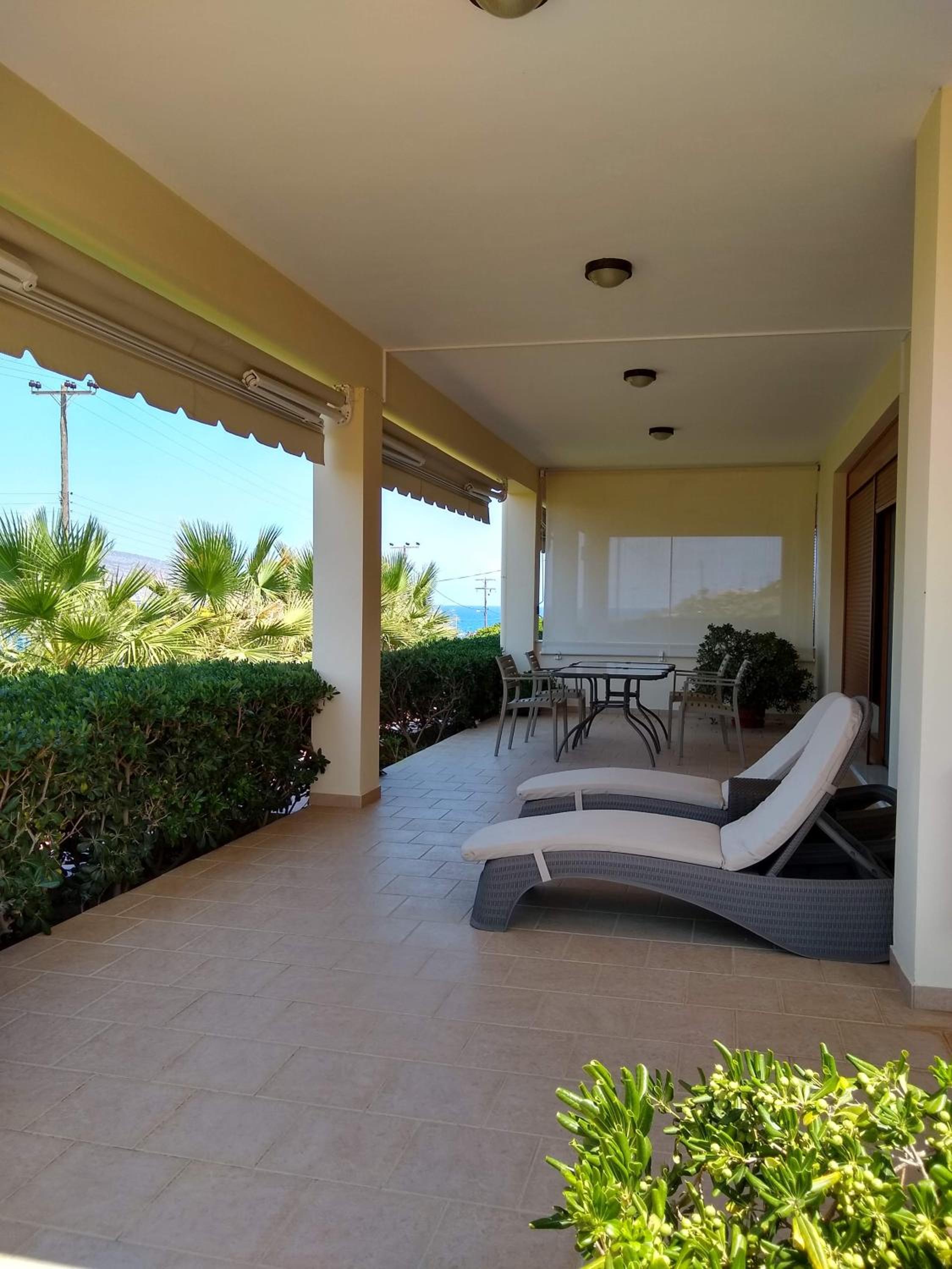 Tholos Bay Suites
