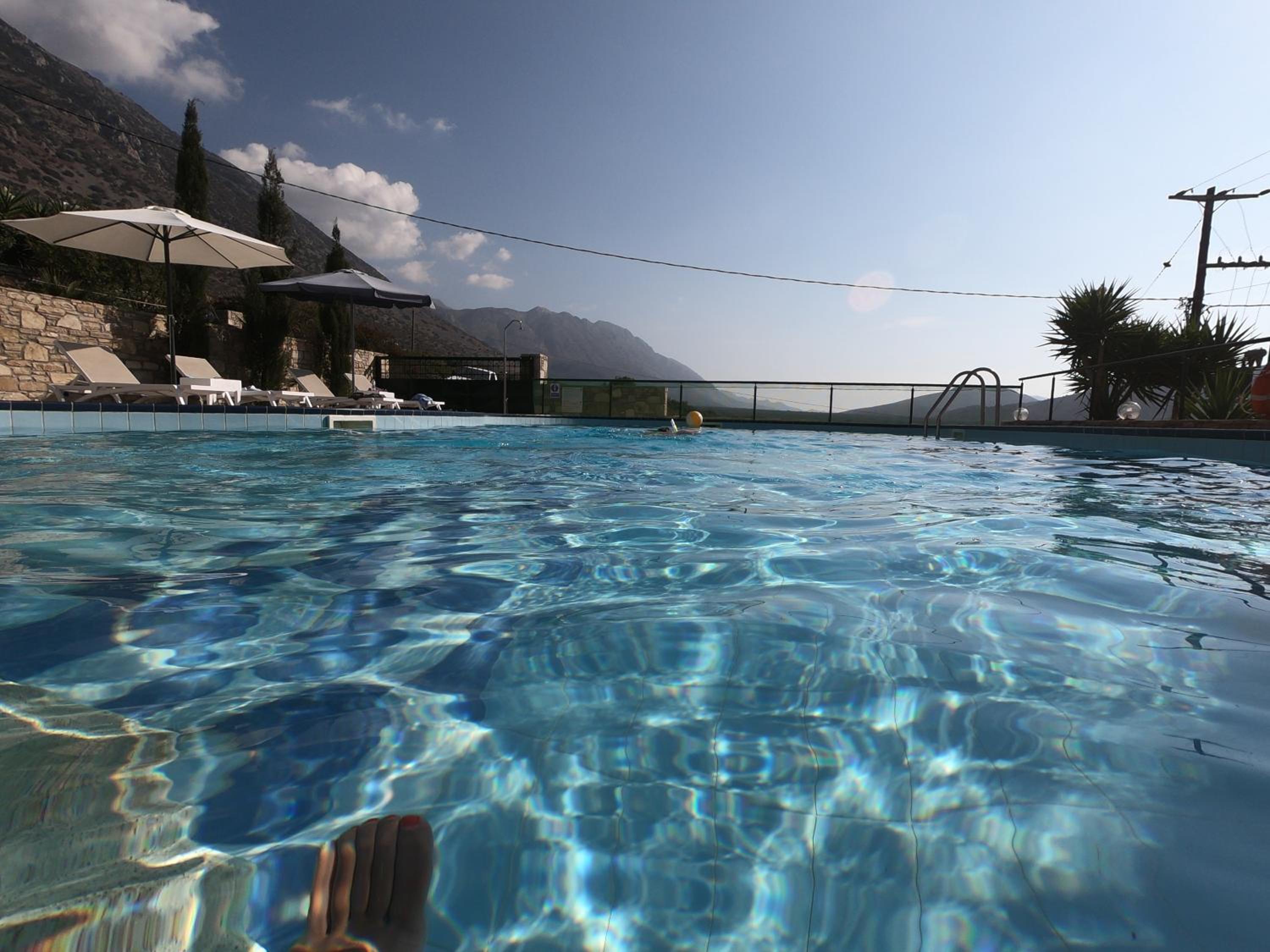 Tholos Bay Suites