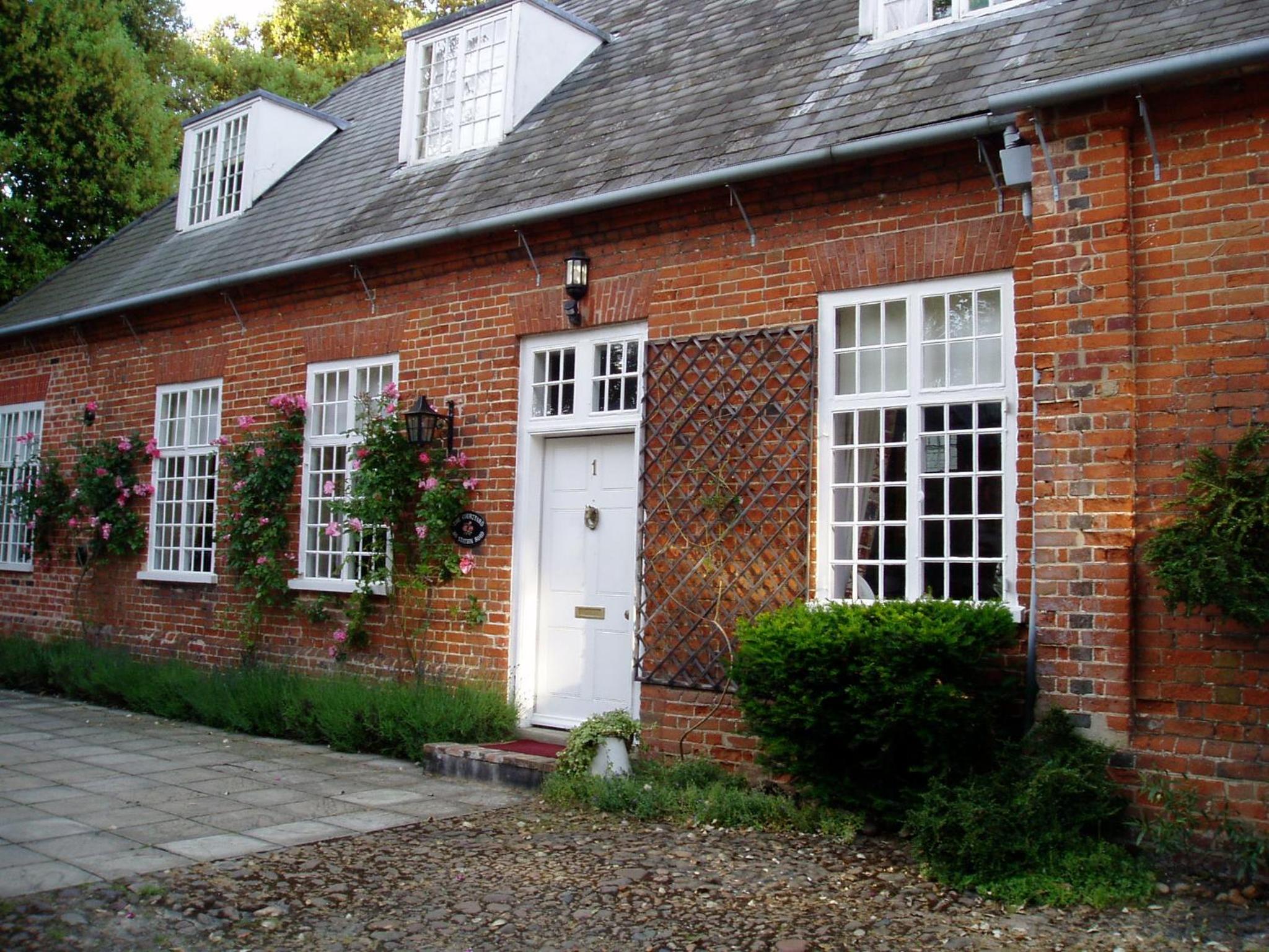 Newmarket Vacations - The Courtyard - Property Image 1