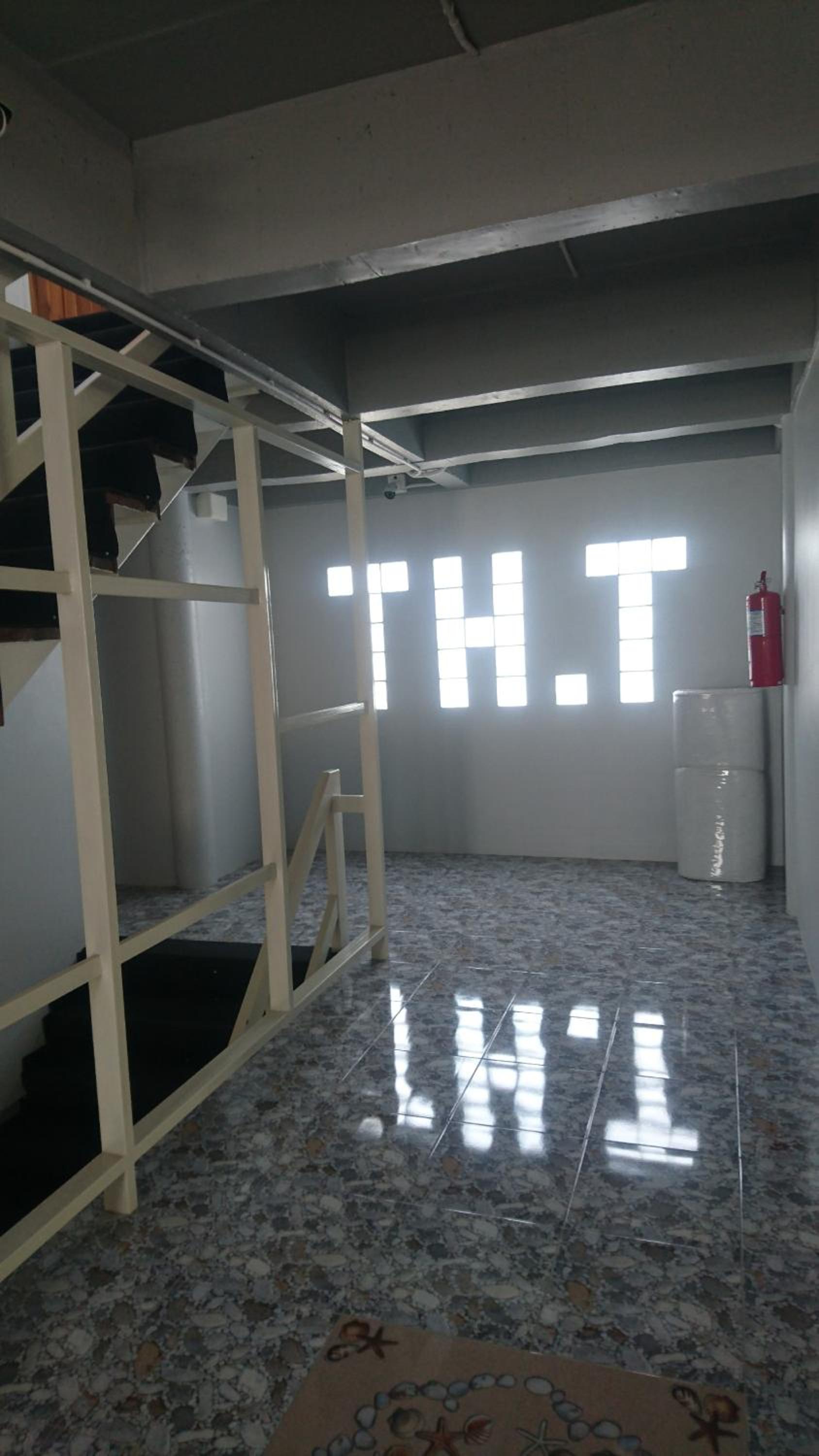 Easy Rooms and Minimart