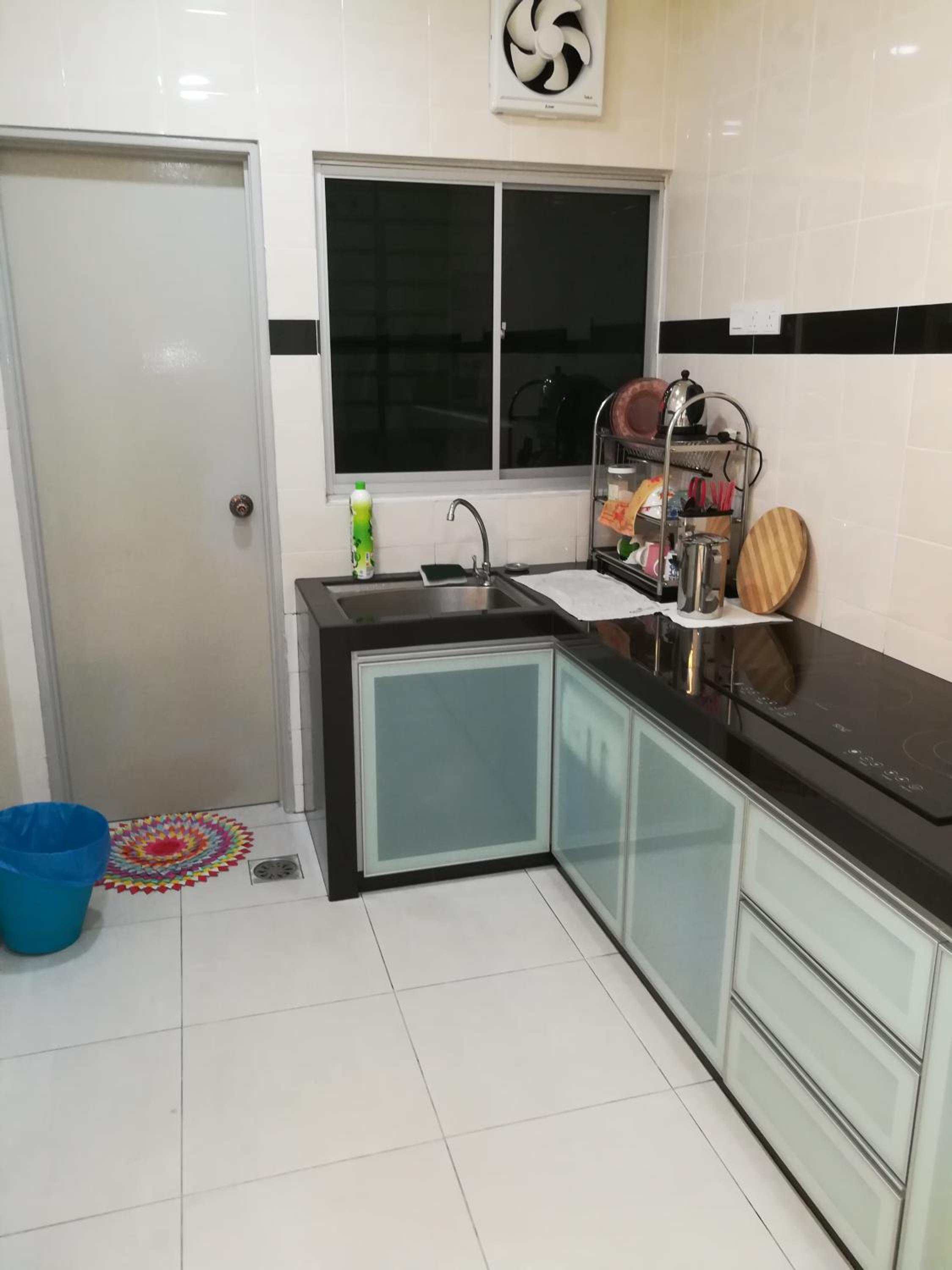Sekinchan PaddyView Homestay 高楼 看稻田 阳台民宿