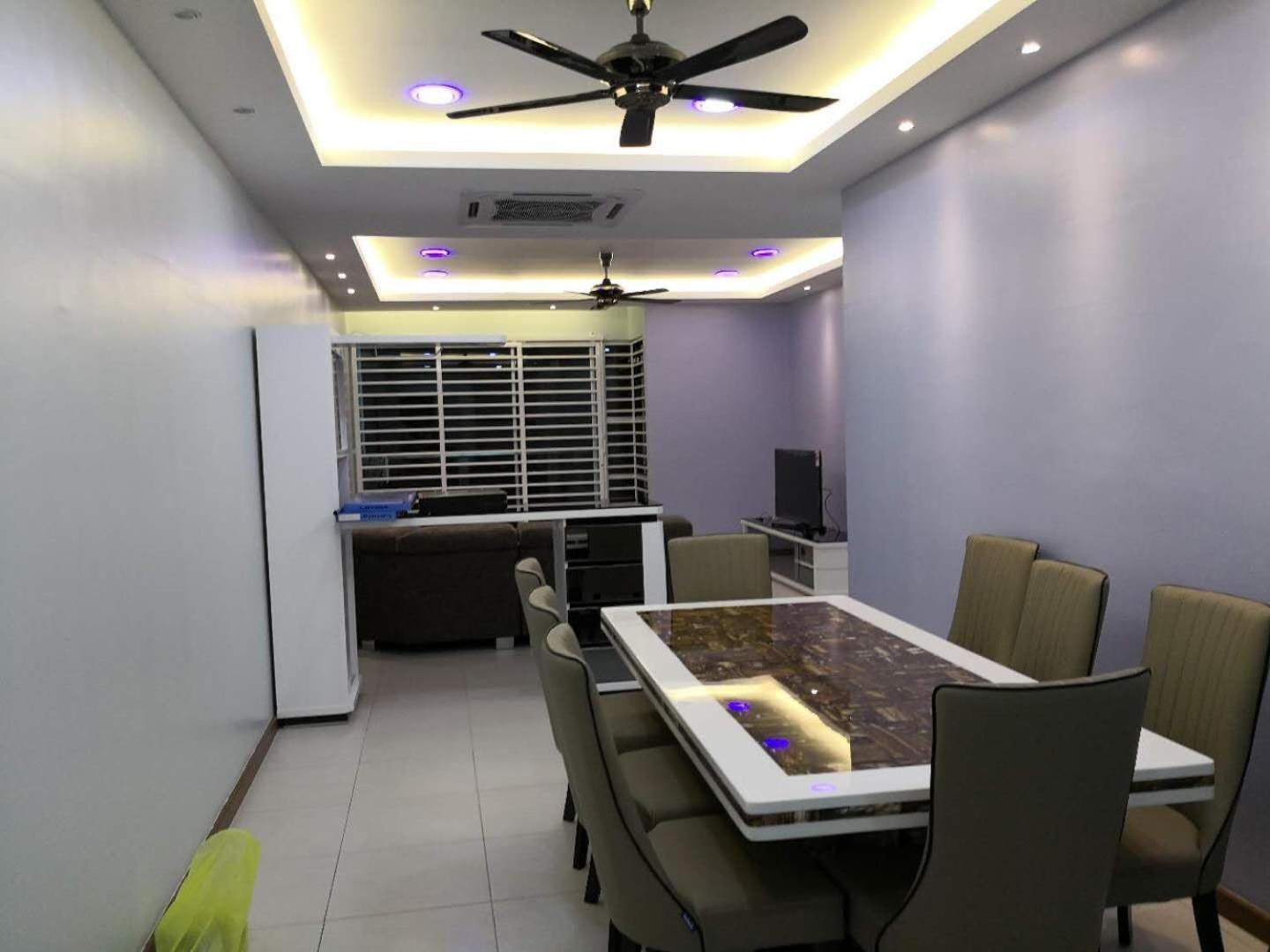 Sekinchan PaddyView Homestay 高楼 看稻田 阳台民宿