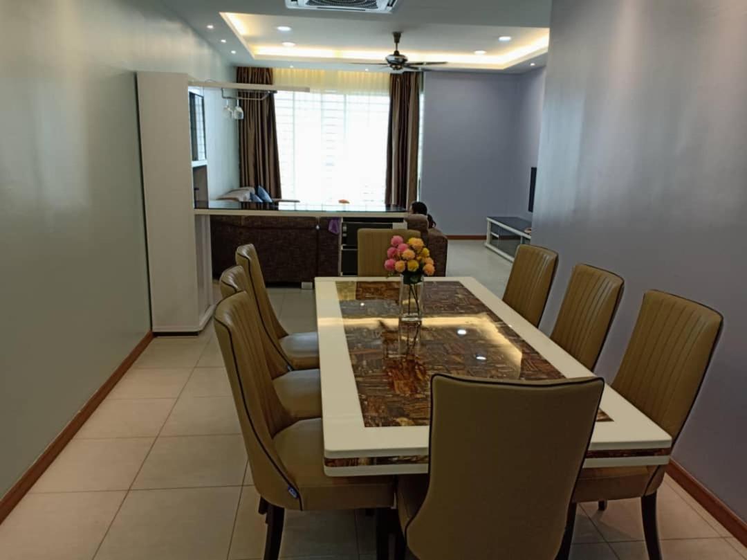 Sekinchan PaddyView Homestay 高楼 看稻田 阳台民宿
