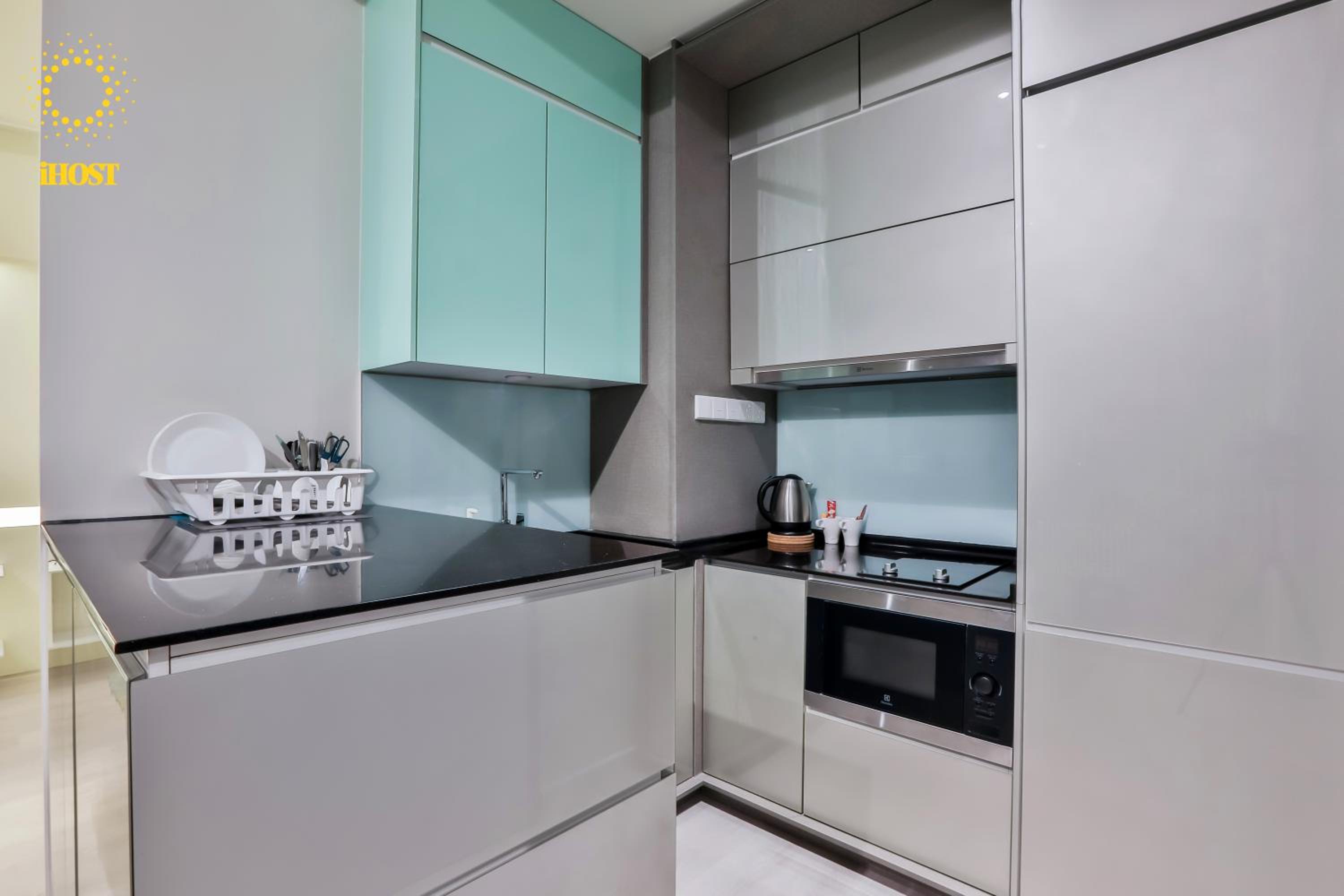 Expressionz Suites By iHost Global