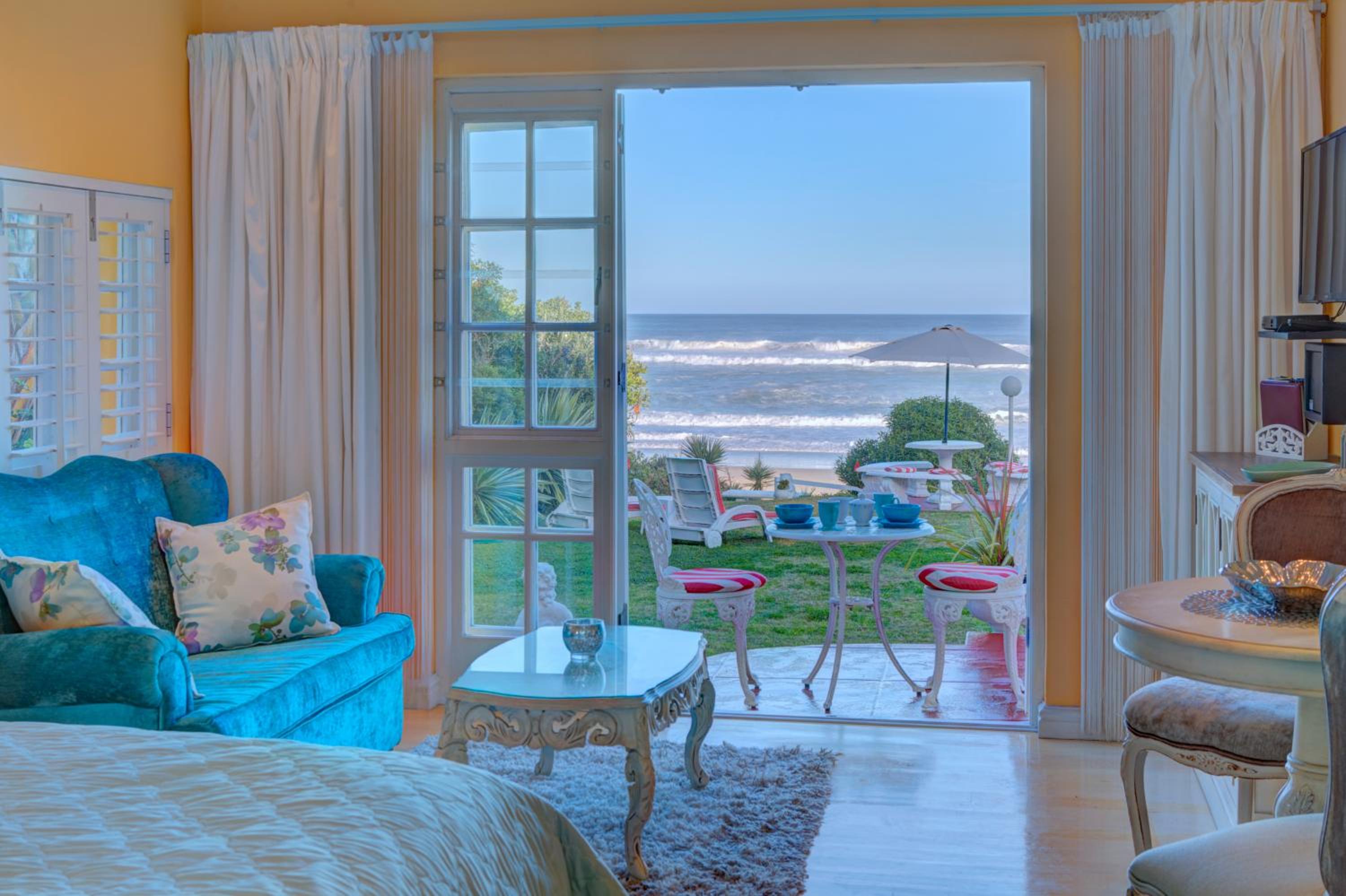 Haus am Strand - on the Beach