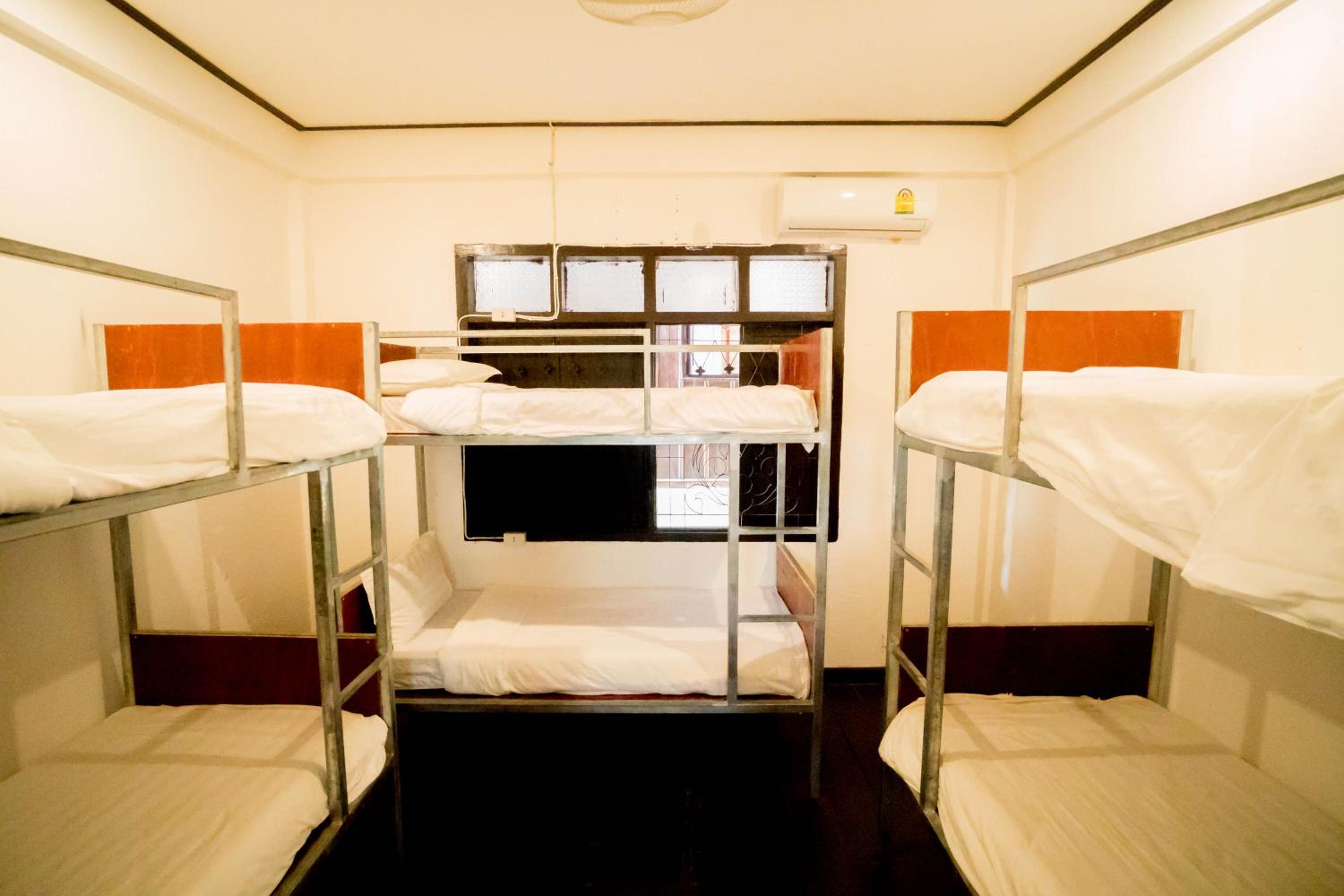 Luang Prabang Vacations - Y Not Laos Hostel - Property Image 39