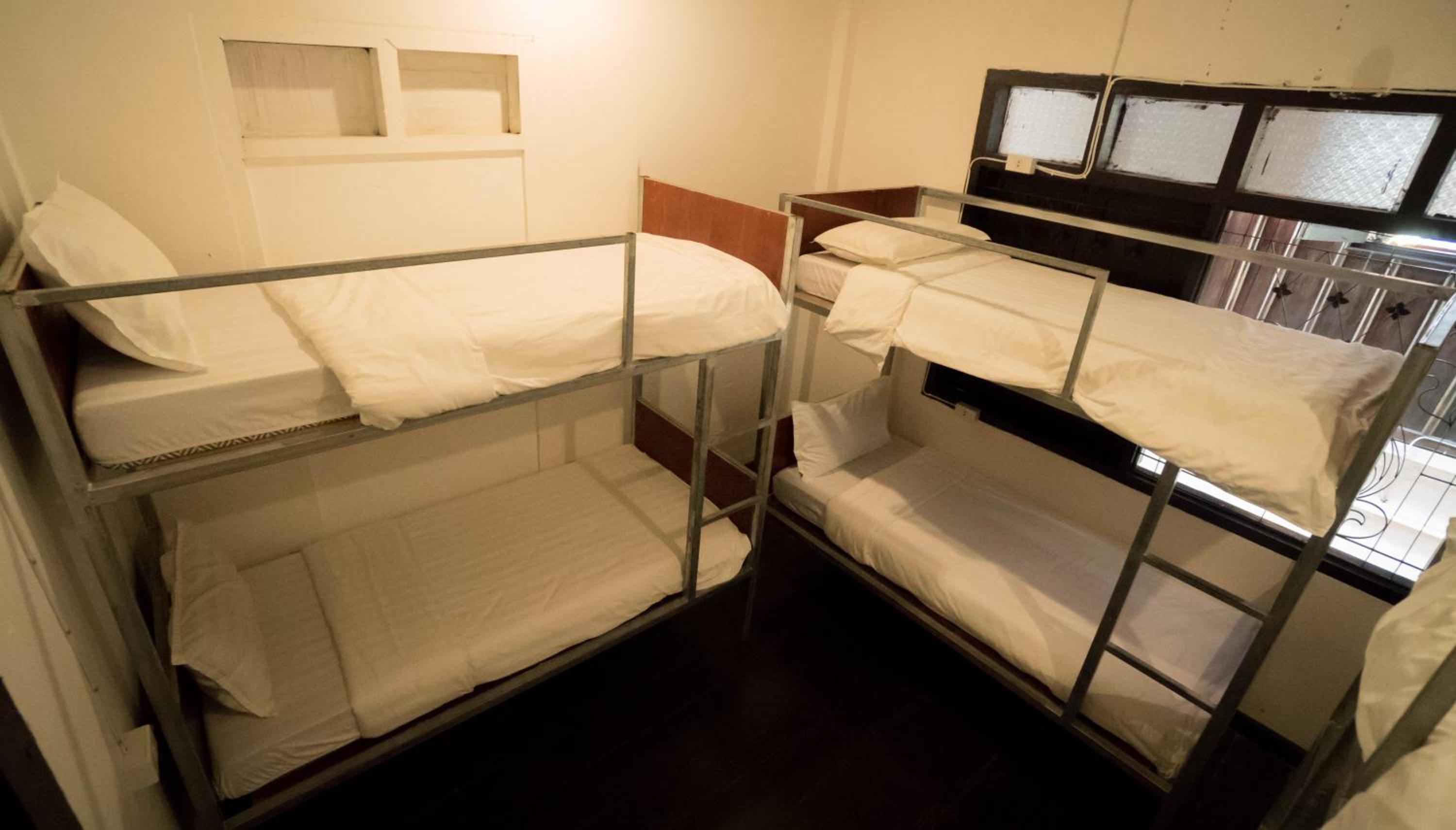 Luang Prabang Vacations - Y Not Laos Hostel - Property Image 38