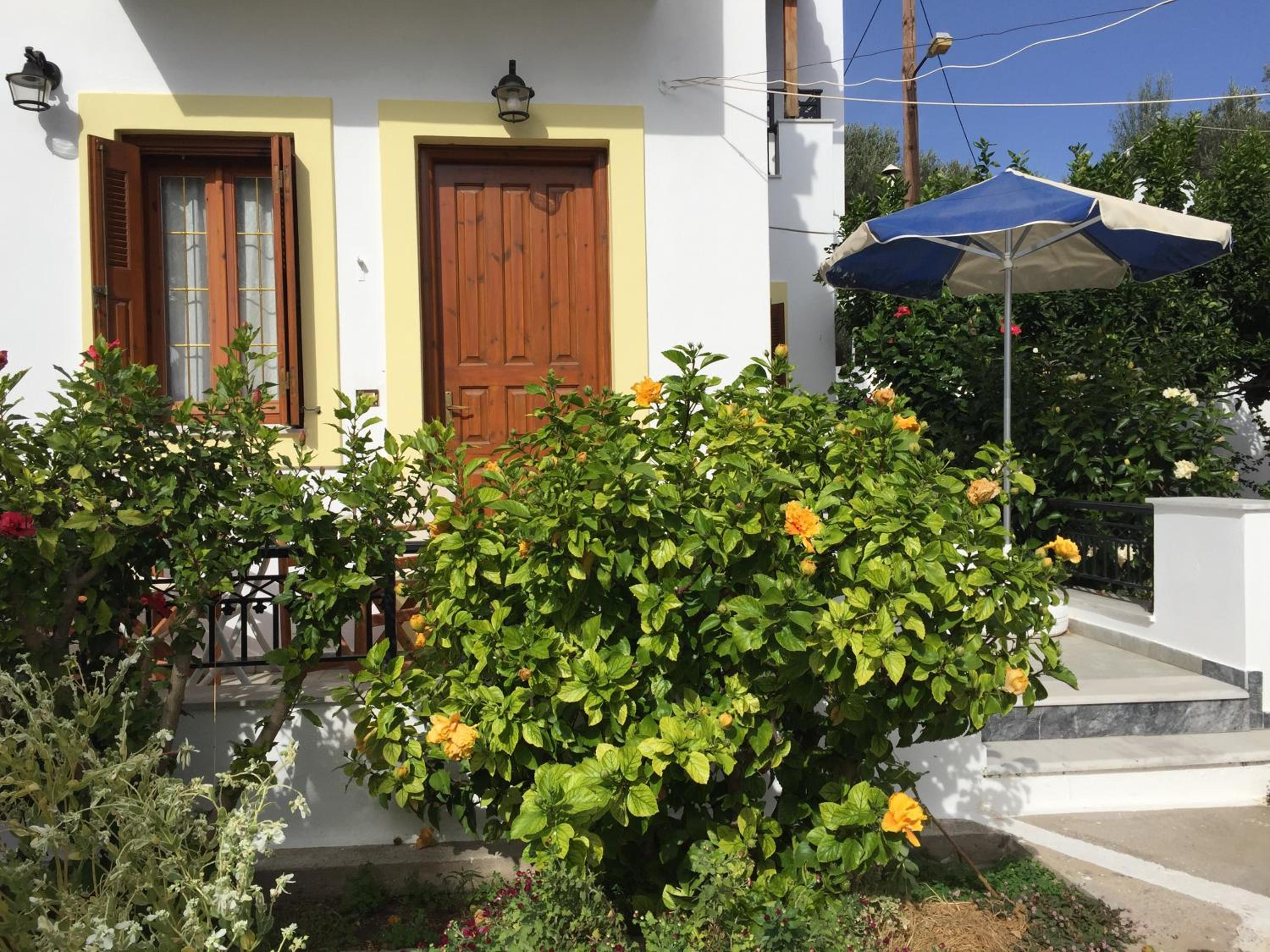 Hotel Livanina apartments - Image 1