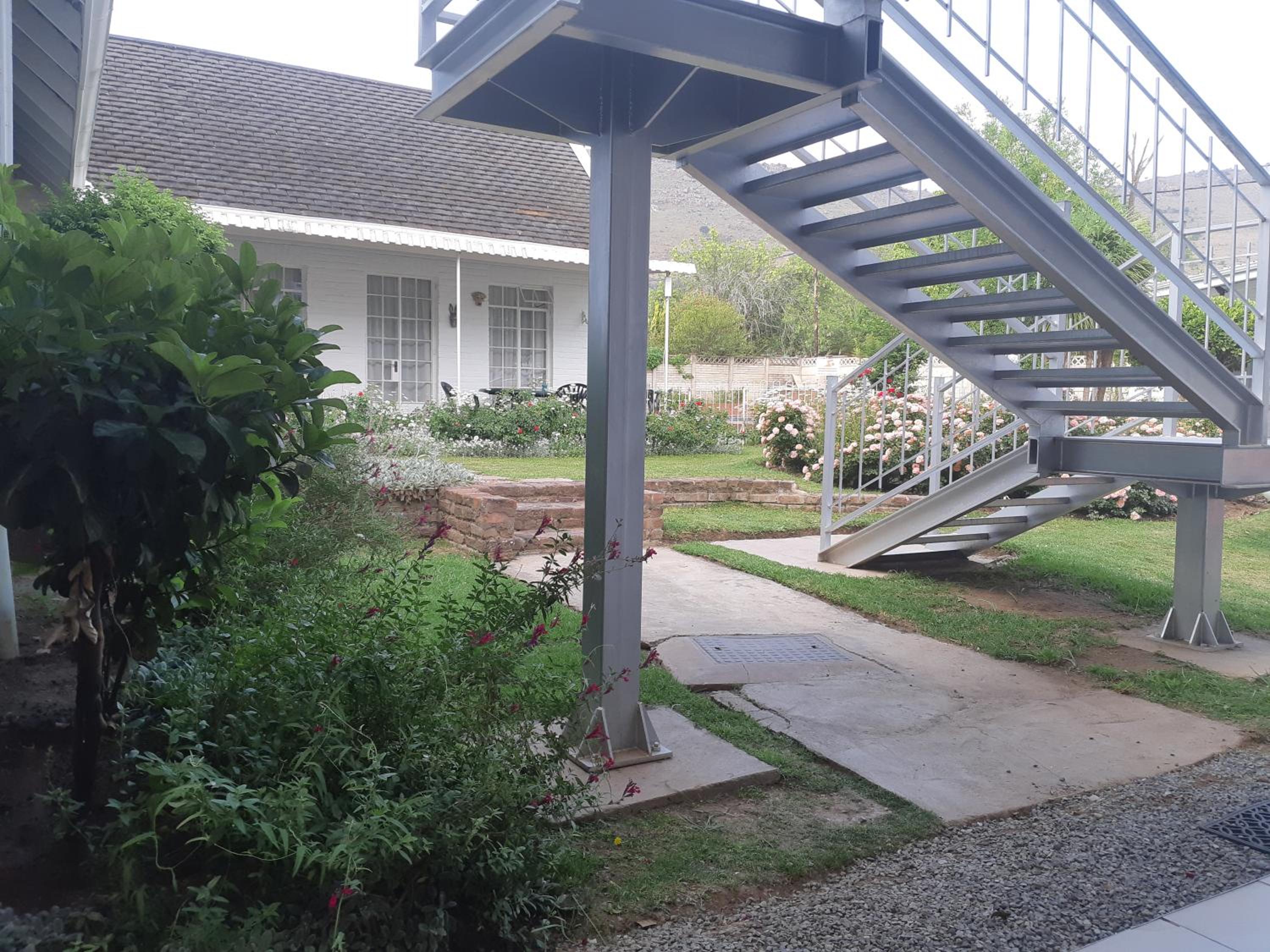 Mentor Guest house