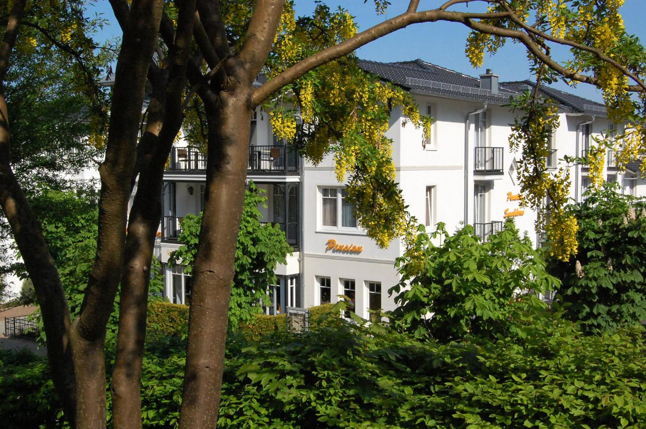 Pension Sanddorn mit Café Carlssons