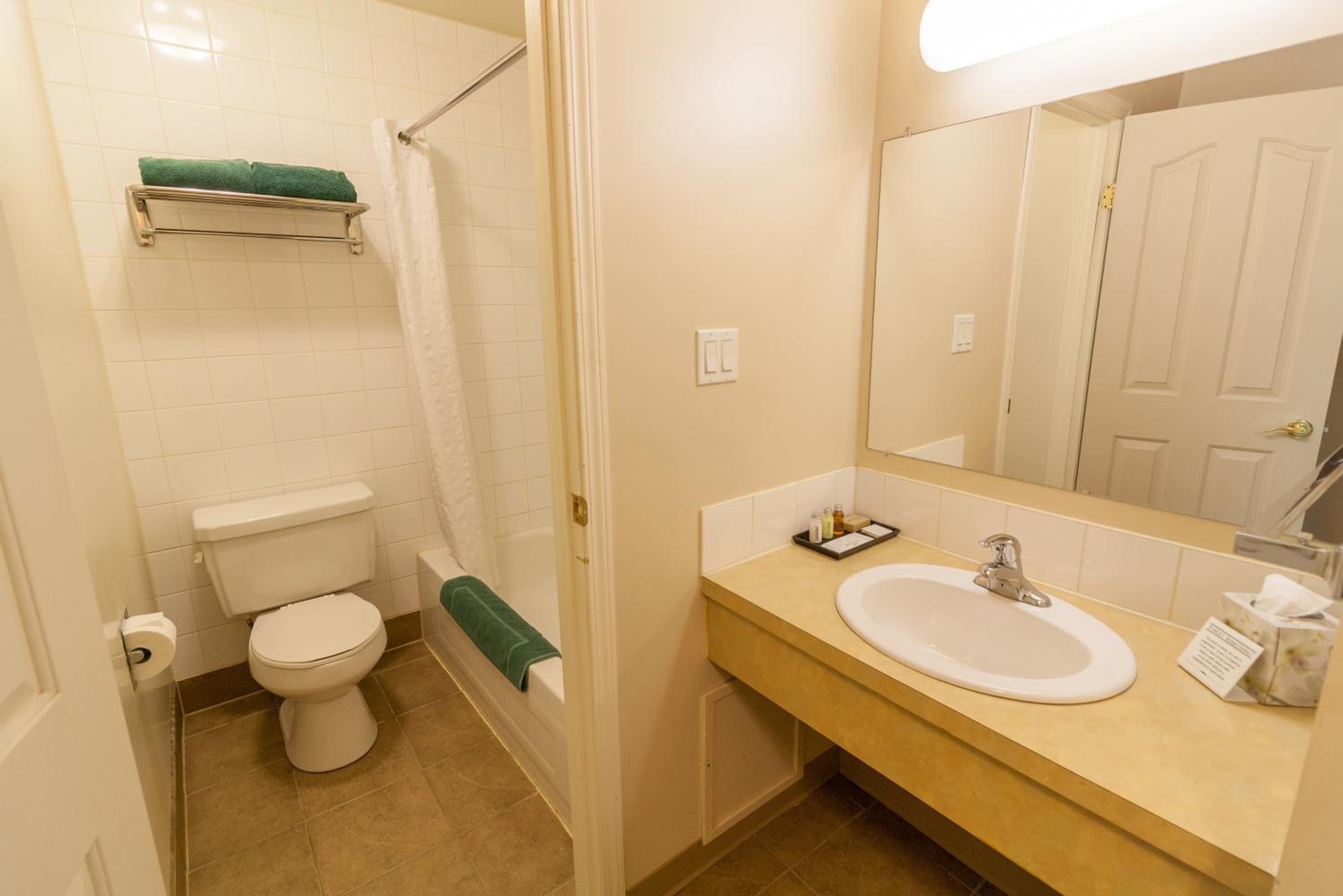 Best Maple Inn - Drayton Valley, photo 10
