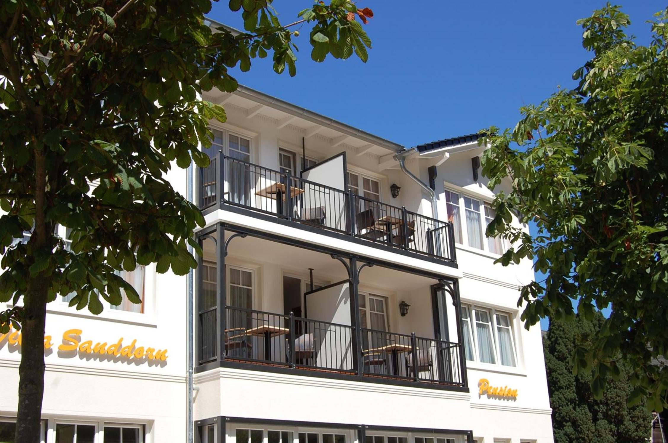 Pension Sanddorn mit Café Carlssons