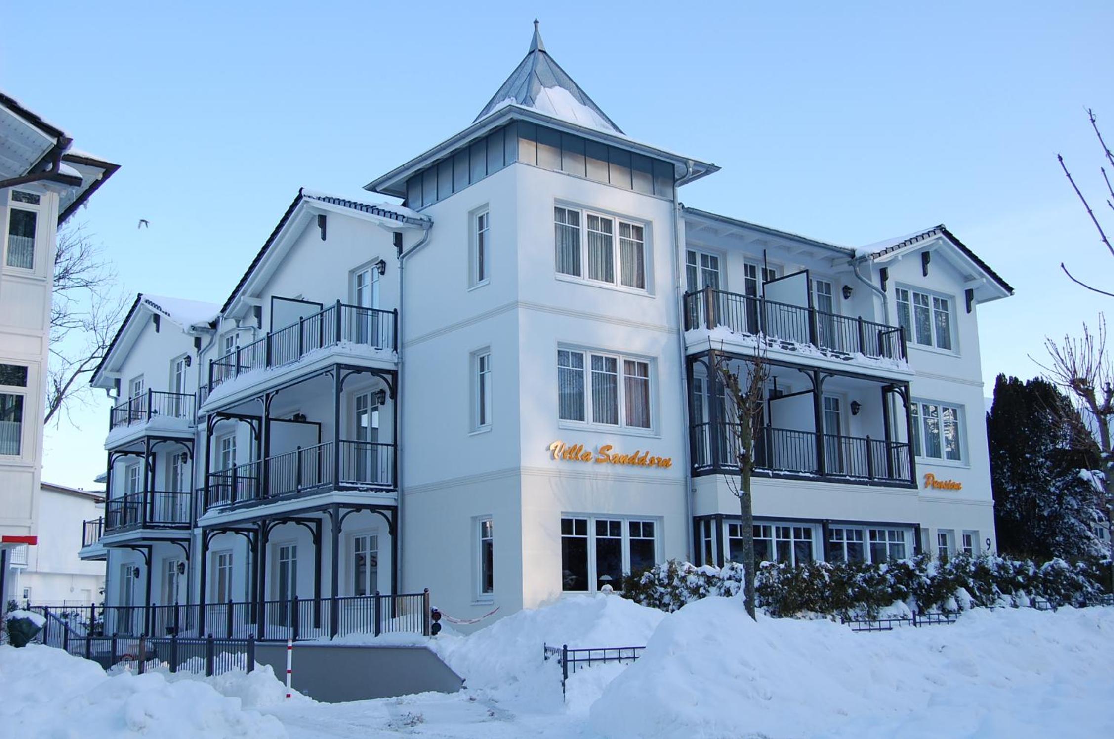 Pension Sanddorn mit Café Carlssons